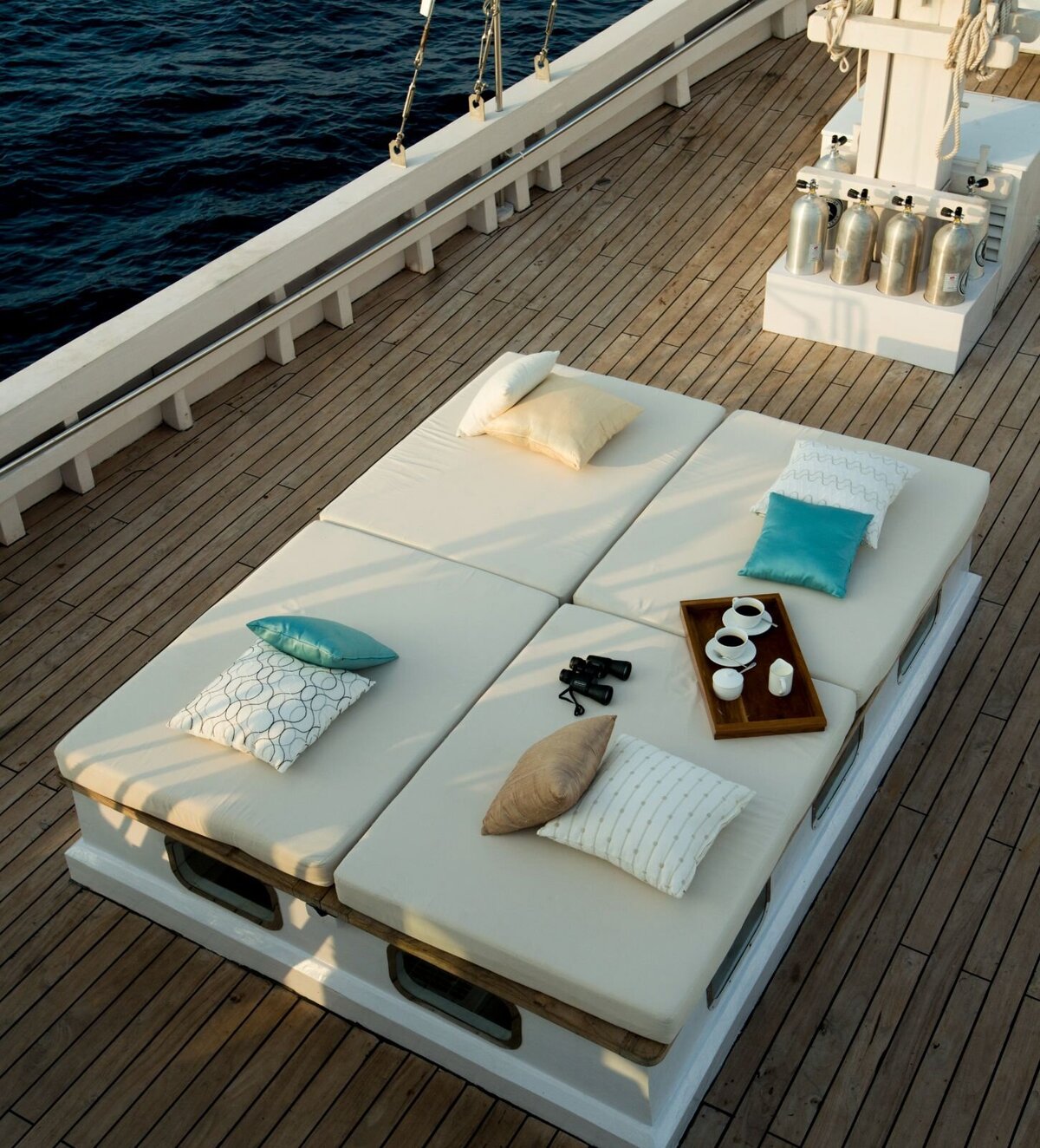 Luxury Yacht Charter Indonesia alexa_2113