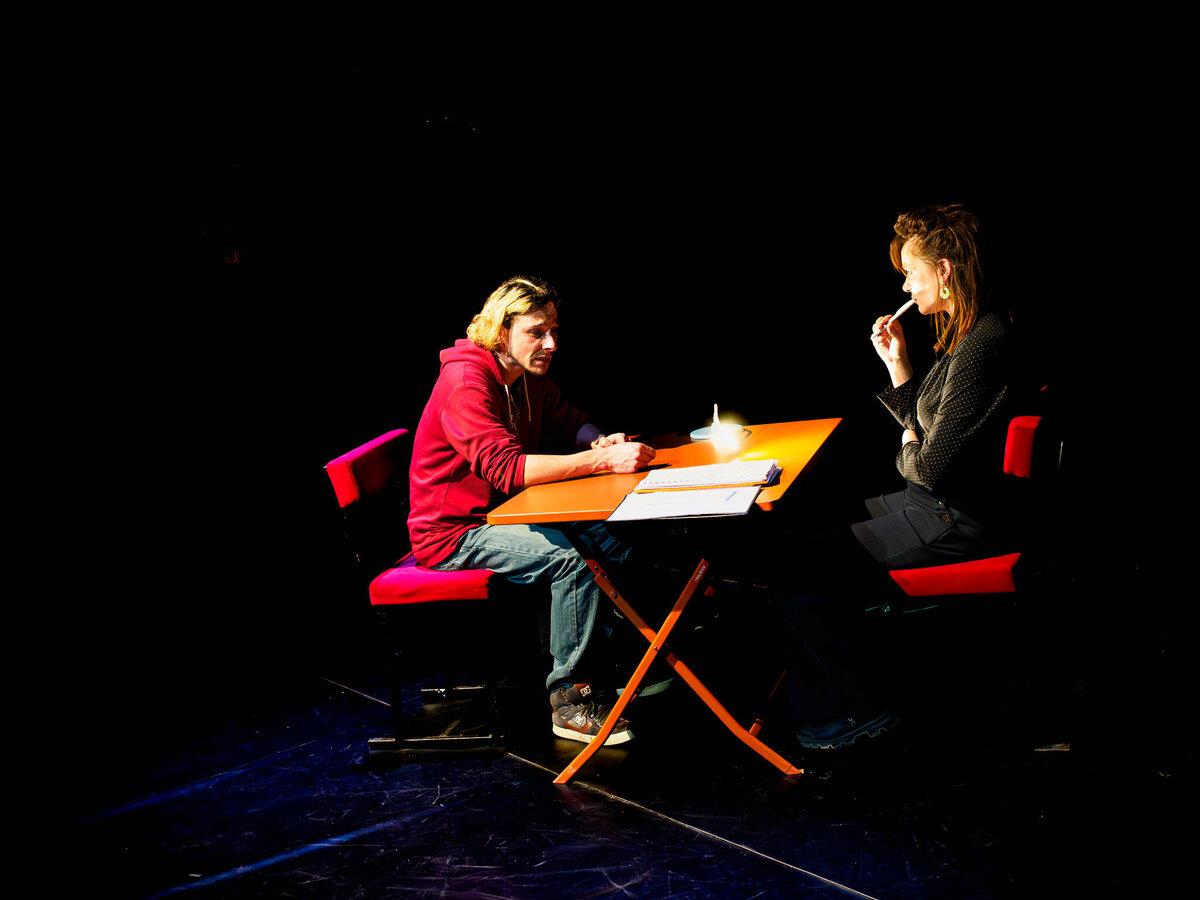 AS IF Cie Troisième Génération mise en scène Sergi Emiliano iGriell  jeu Agnès Delachair, Jules-Angelo Bigarnet, Clémentine Marchand, FaustineTournan, Paul Jeanson et, Matthieu Carrani_4030060-2-Enhanced-NR