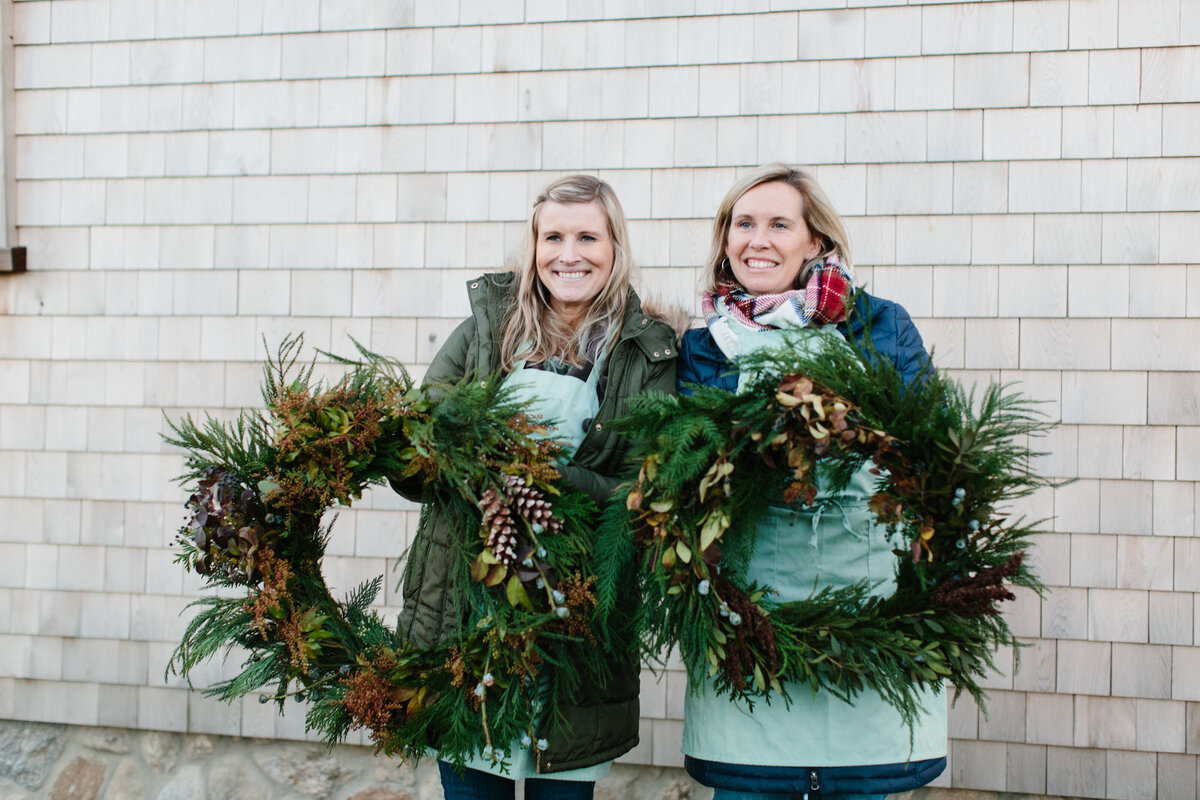 erinmcginn-wreaths2016_greenlion_weatherlow_178