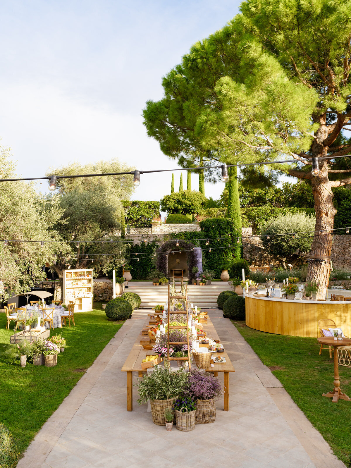 Lavender and olive welcome party theme, Château Saint Martin, Provence