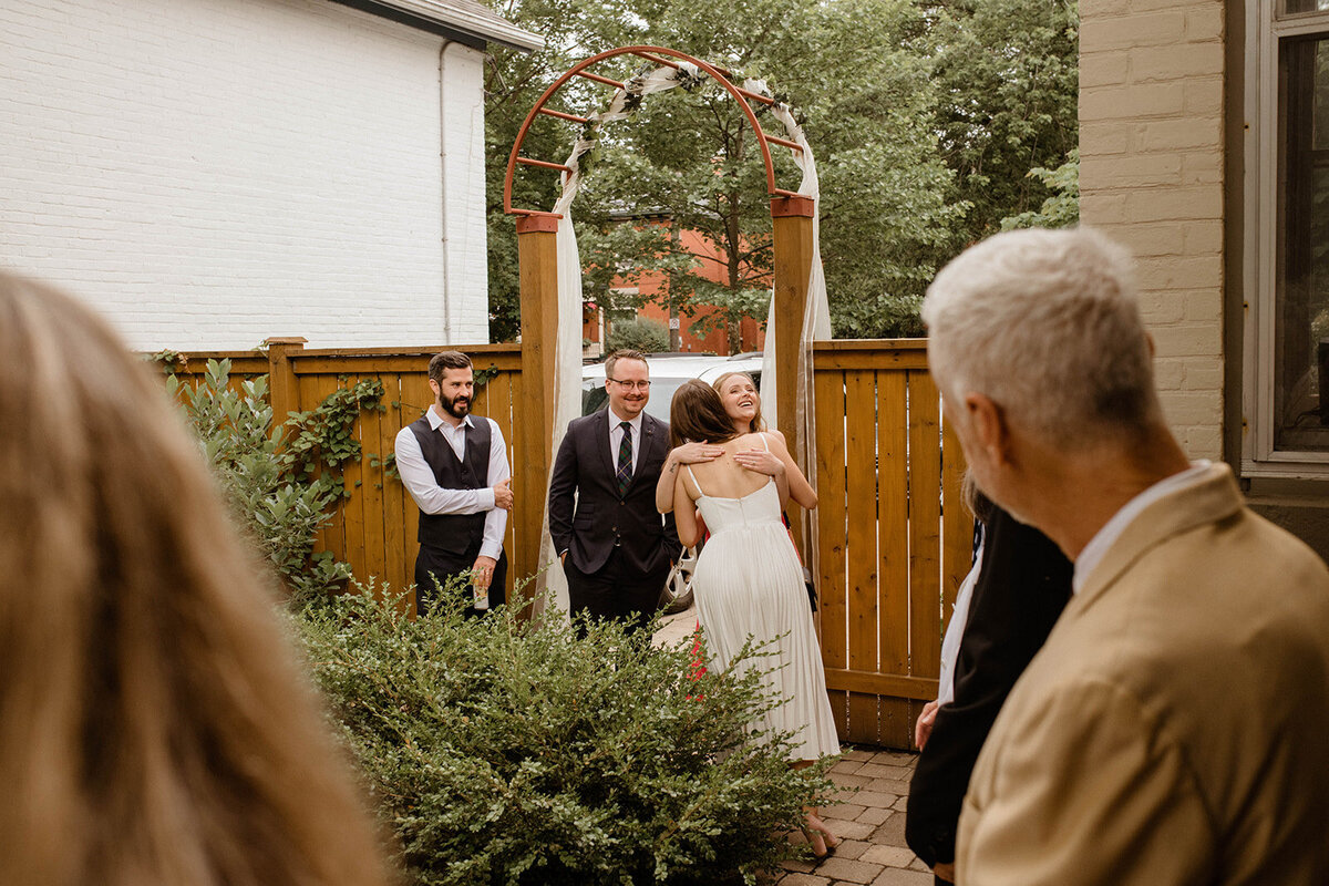c-guelph-backyard-wedding-elopement-urban-first-look-28