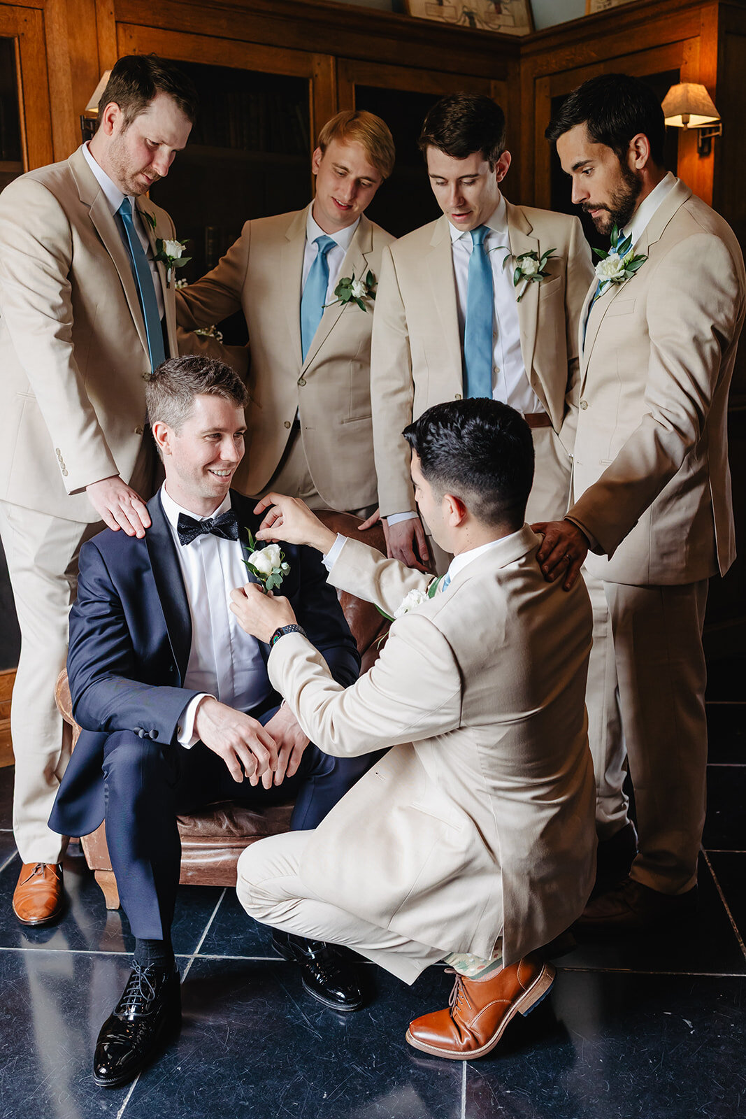 MorganeBallPhotography-Wedding-IlonaAndrew-Part01-02-GettingReadyAndrew-96-4925