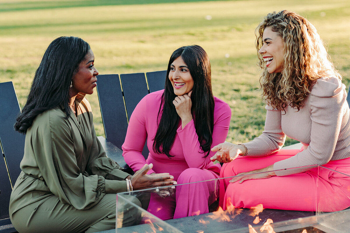 Utah Family Photographer captures group of women working together during meeting