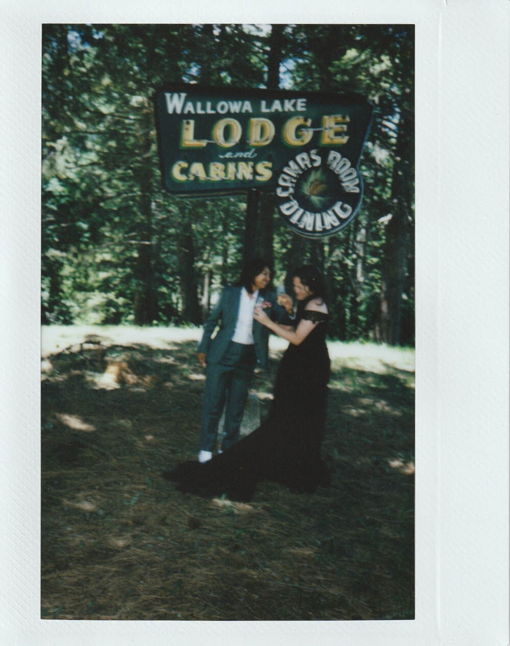 Champagne_Brenda&JanieElopementPhotos_OregonWeddingPhotographer_KuroCreativeHouse-18