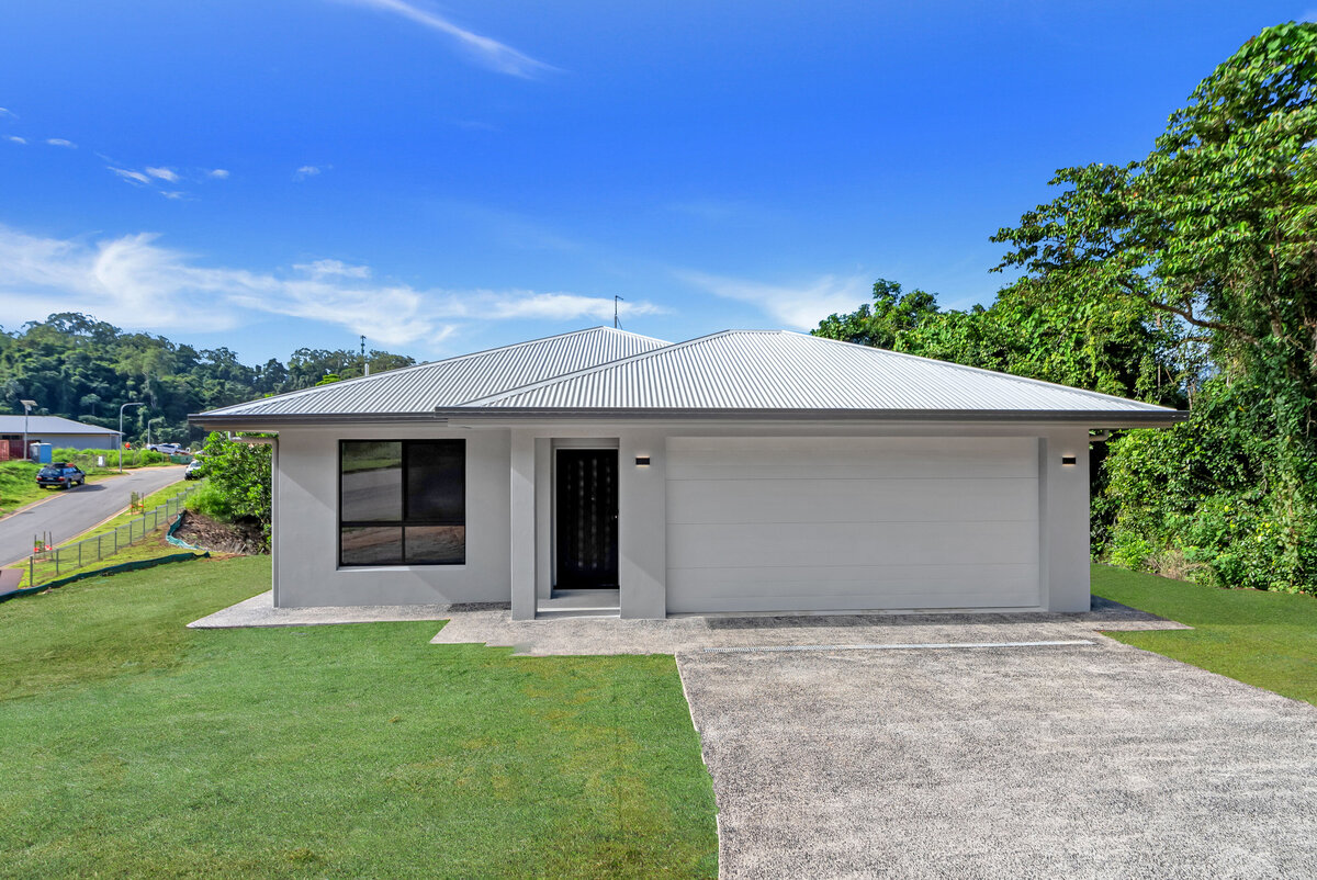 The Carlton 2 front