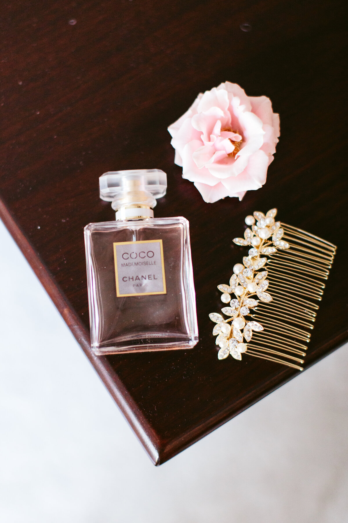 NicodemCreative-Kitty+SpencerWedding-ButterfieldCountryClub-50