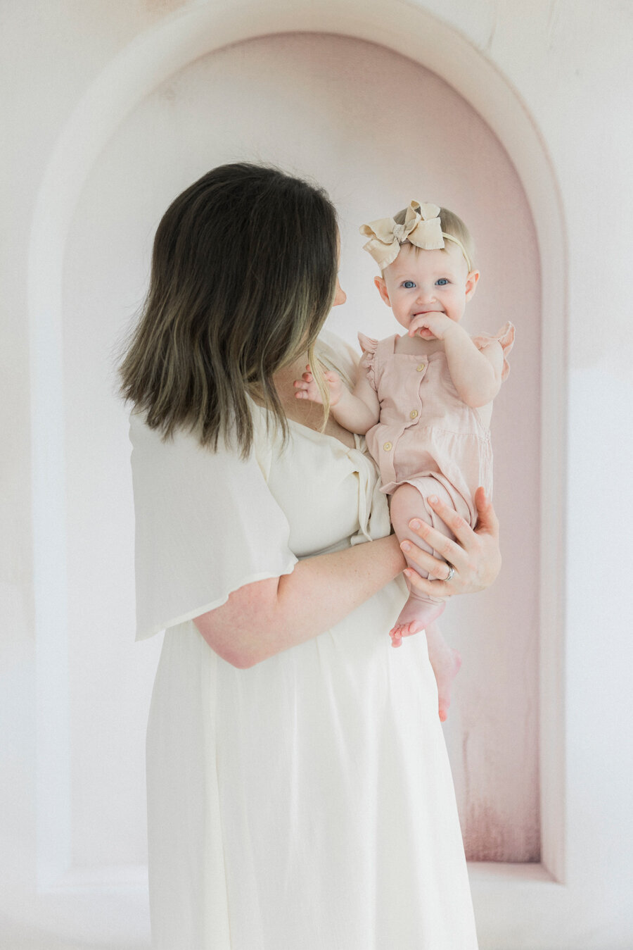 love_tree_studios_motherhood_mini_session_b_13