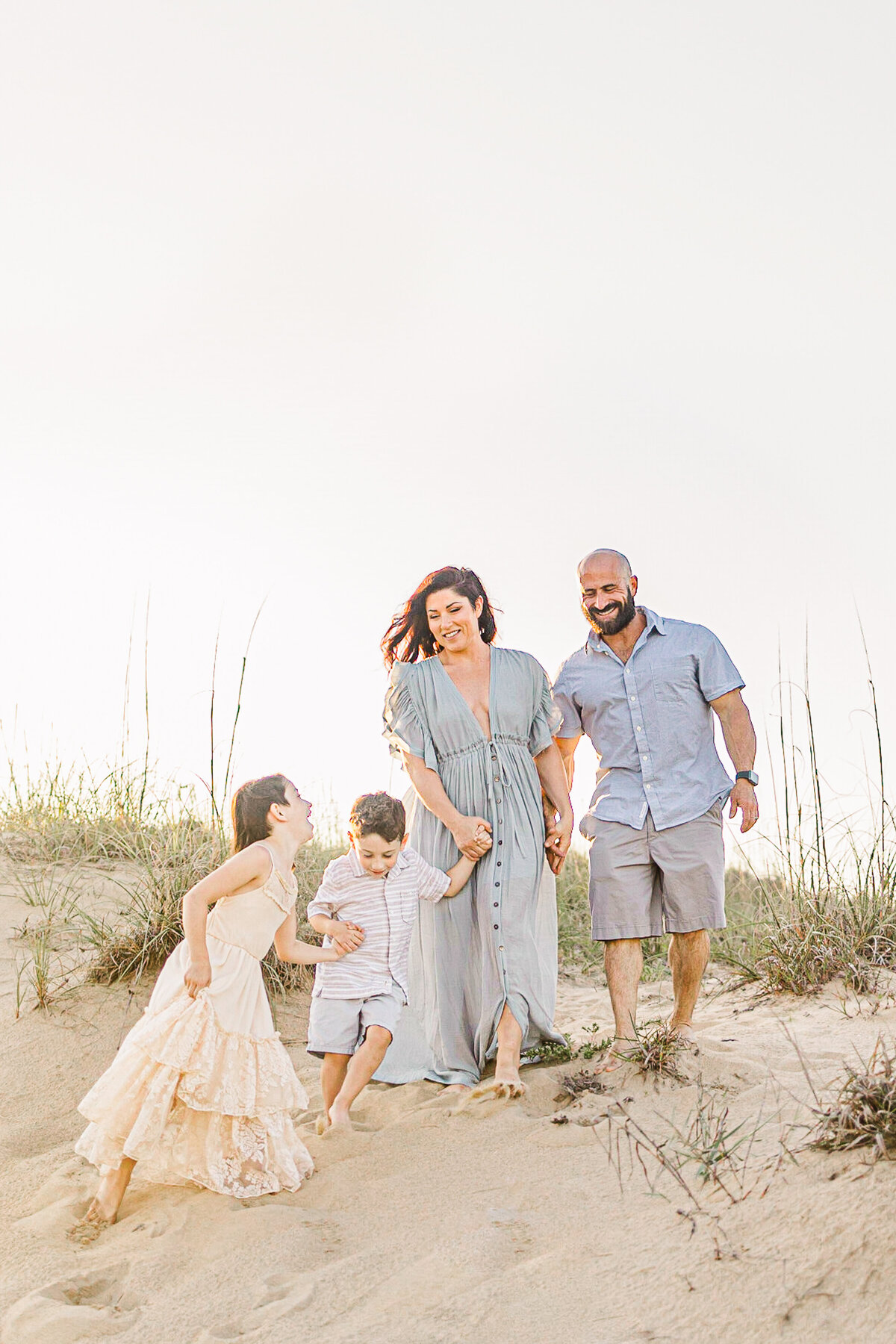 ChelseyKrausPhotography2023virginiabeachsunsetsession(1of6)
