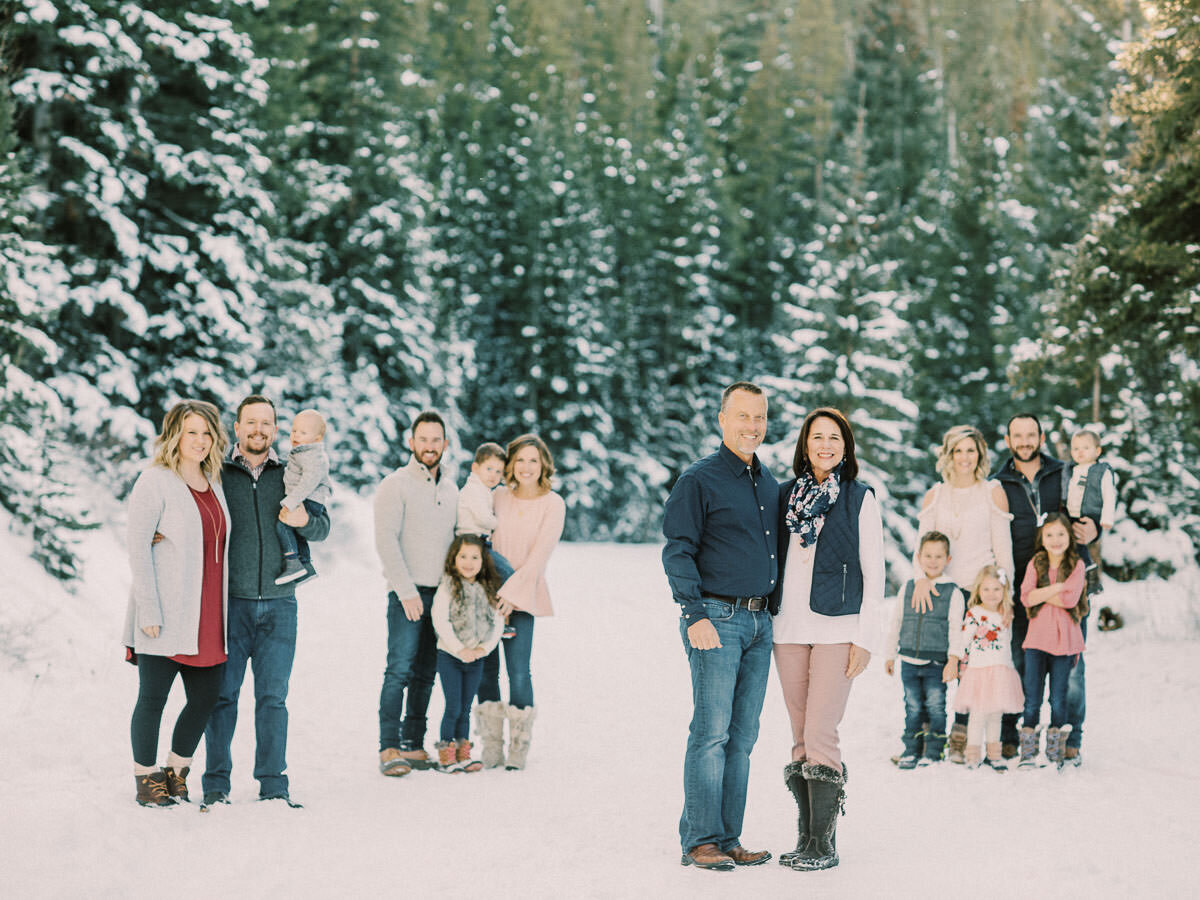 Colorado-Family-Photography-Snowy-Winter-Shoot-Pinks-and-Blues-Breckenridge6