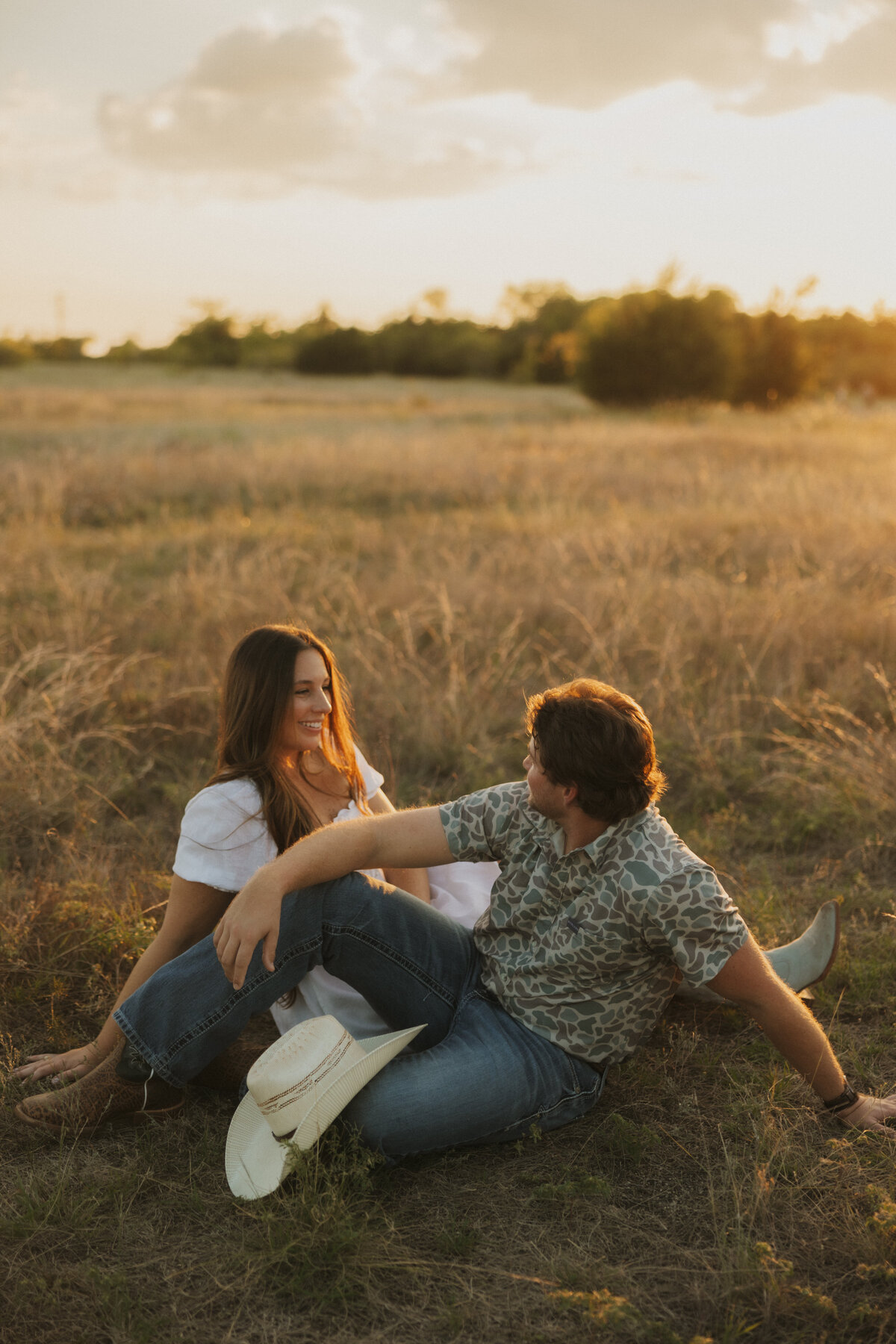 Abby Heron Photography Texas Based and Travel Wedding and Couples Photographer — Couples Gallery for Logan + Lauryn 16