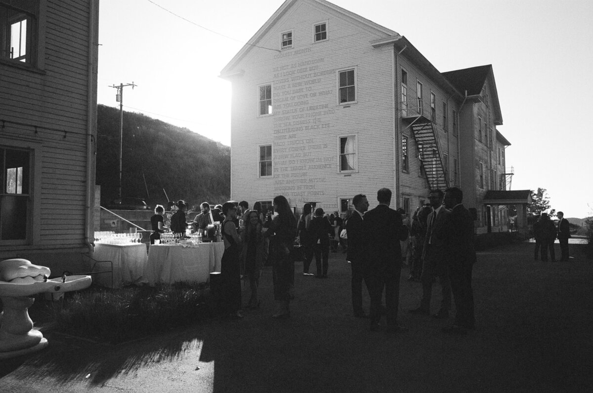 Tal+Will-Marin-Headlands-Center-for-the-Arts-Wedding-9