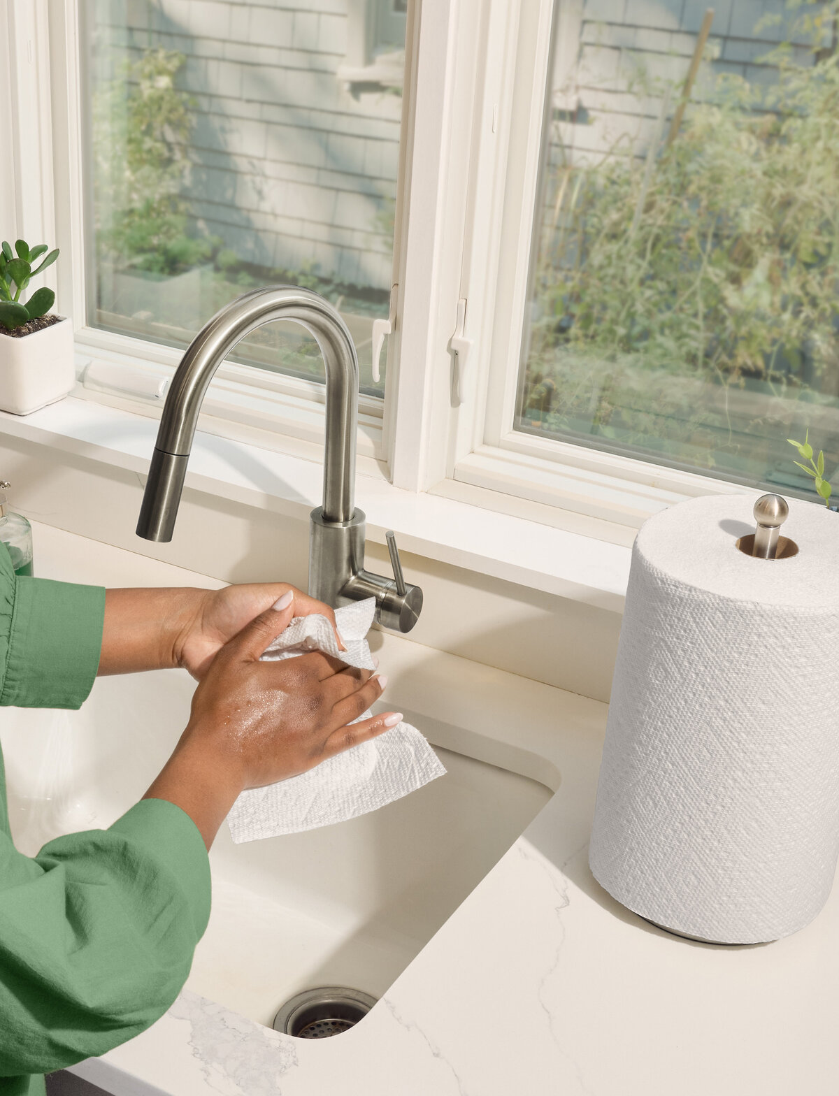 los-angeles-product-lifestyle-photographer-lindsay-kreighbaum-bounty-paper-towels-new-york-city-product-photographer-15_crop