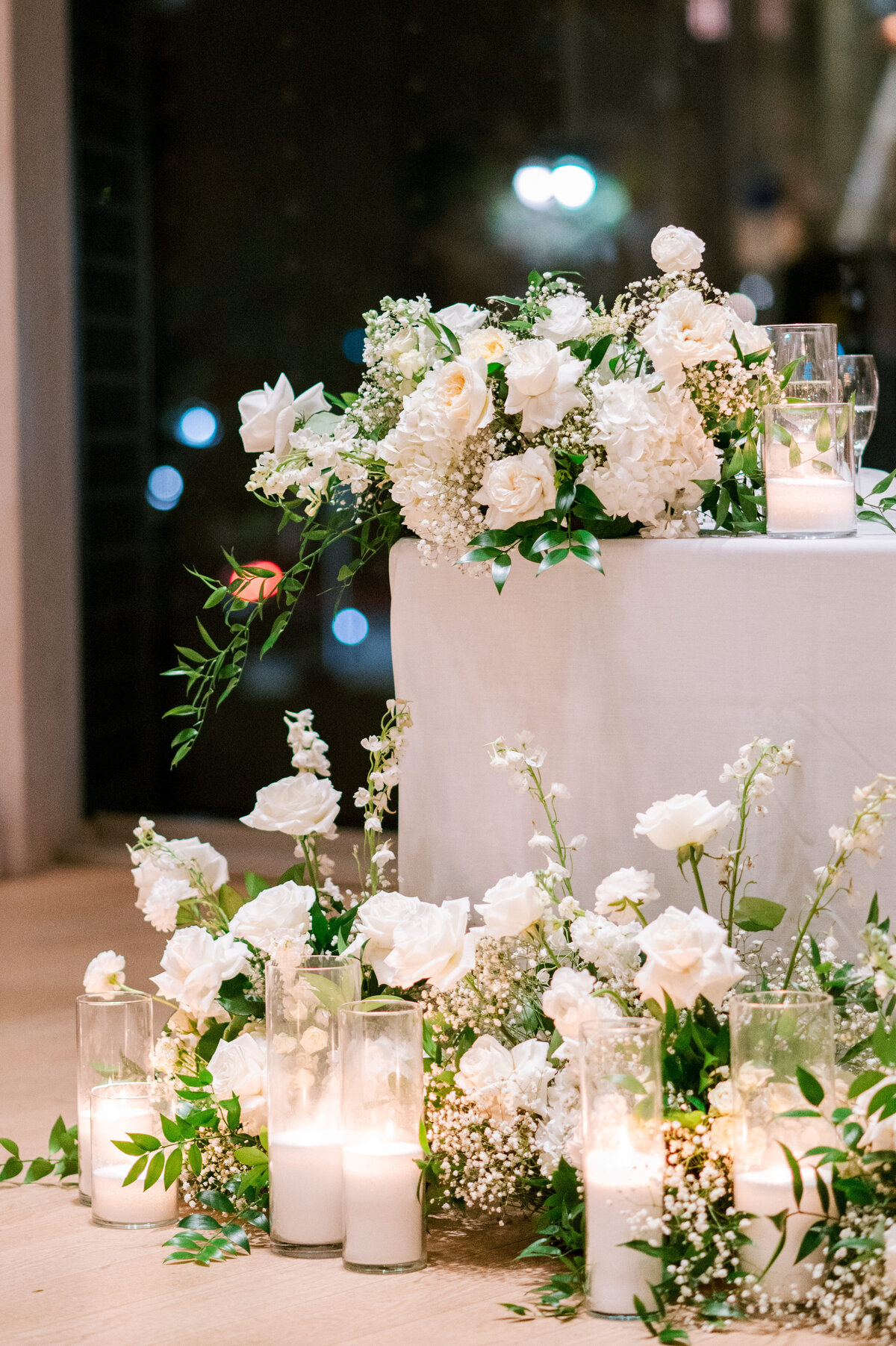 1451 Pascale and Nicolas NAC OBorn Room Wedding Downtown_Ottawa_Photography by Emma