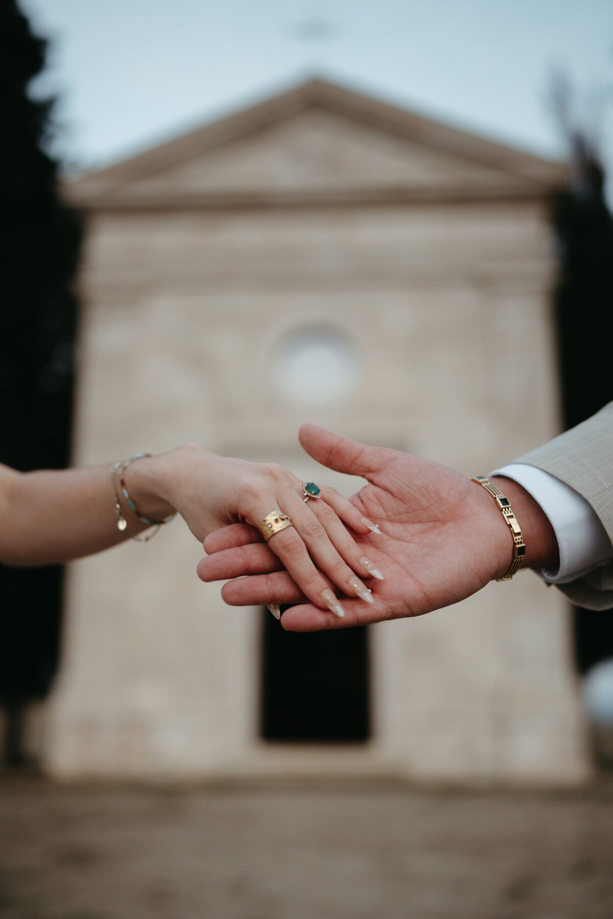 the_chaffins_international_destination_wedding_elopement_photographers_sammie_chaffin_micah_editorial_adventure_photos_travel_tuscany_italy_26