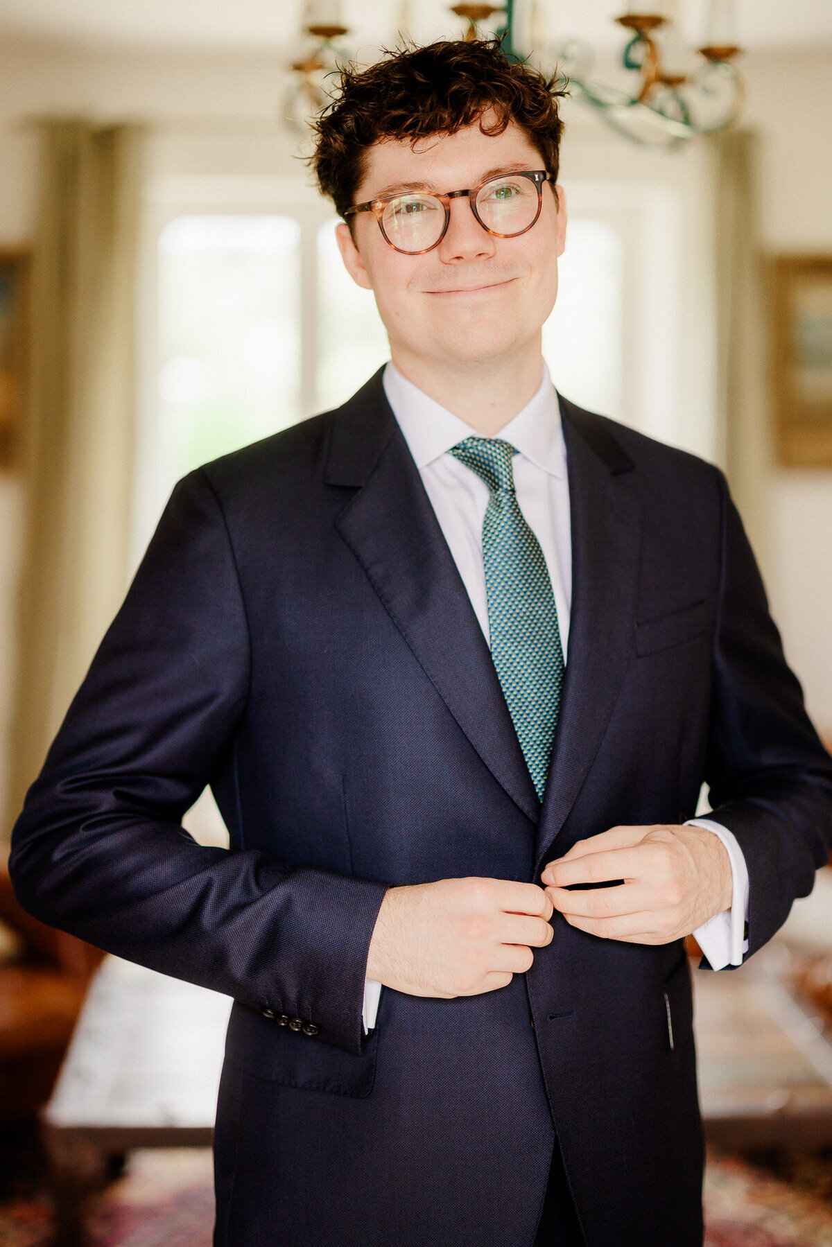 Modern_Chic_Chateau_Valouze_Destination_Wedding_Photographer-11
