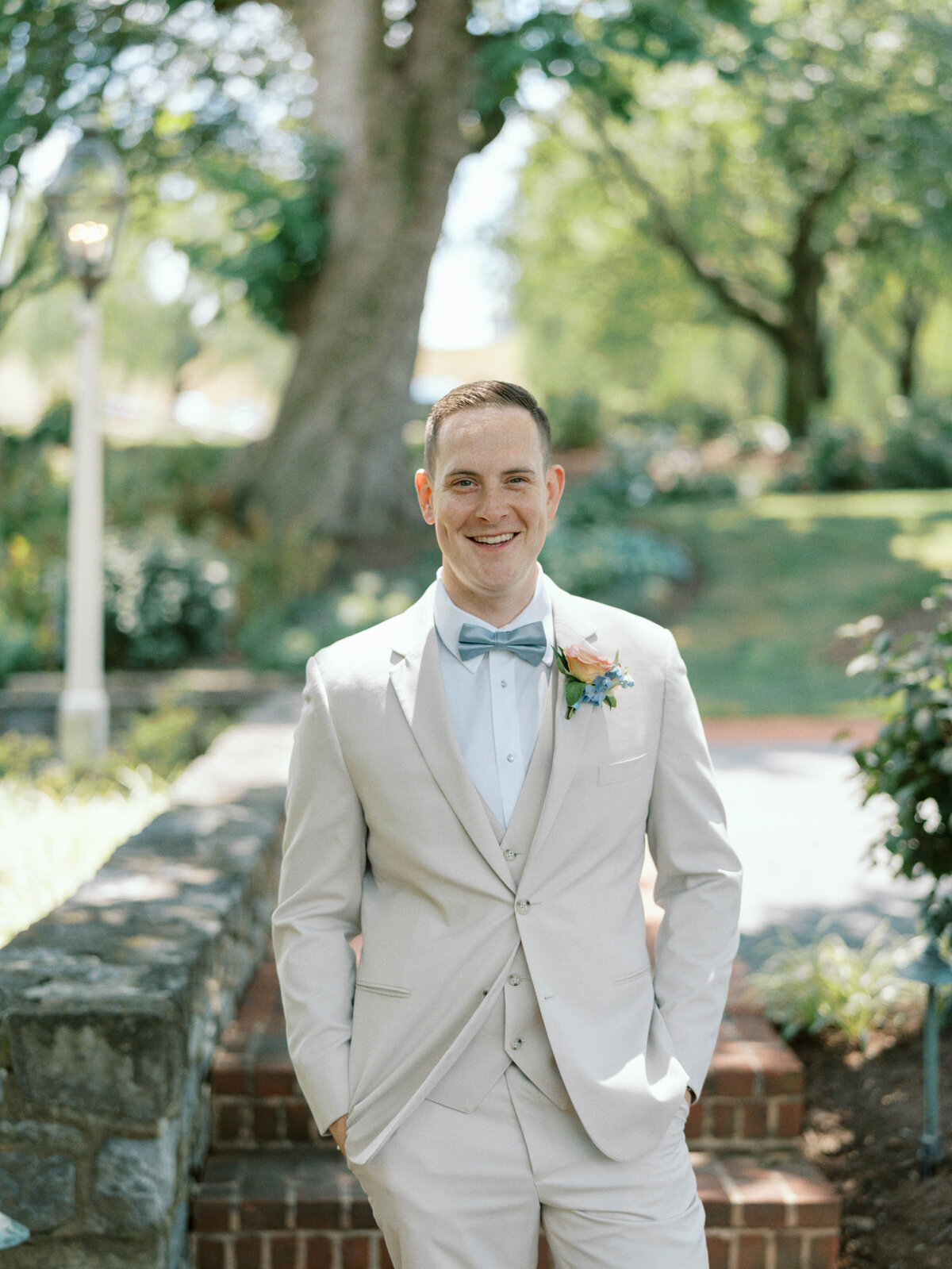farm-at-eagles-ridge-lancaster-wedding-019