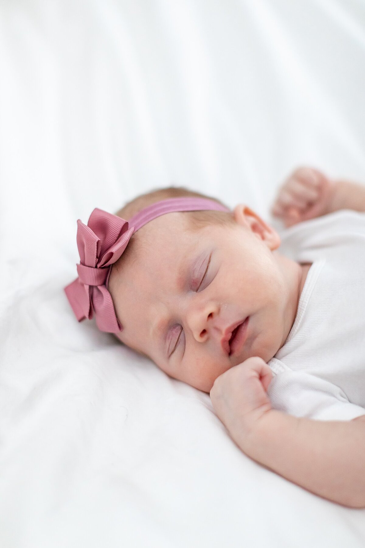 Newborn- Lifestyle-Photographer-WV-Wedding_0032