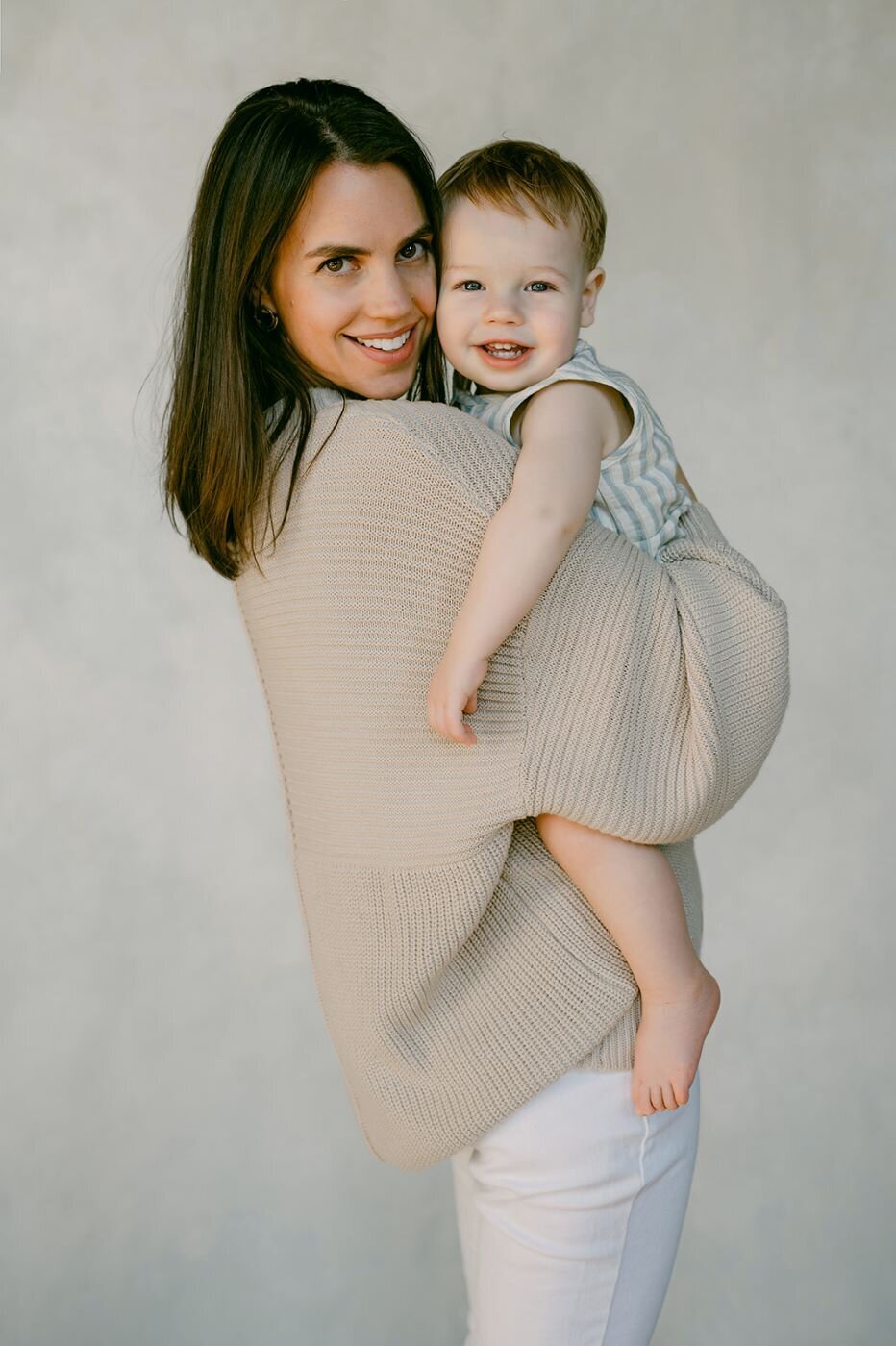 bella-luce-by-michelle-andrea-new-england-photographer-studio-manoski-motherhood-9