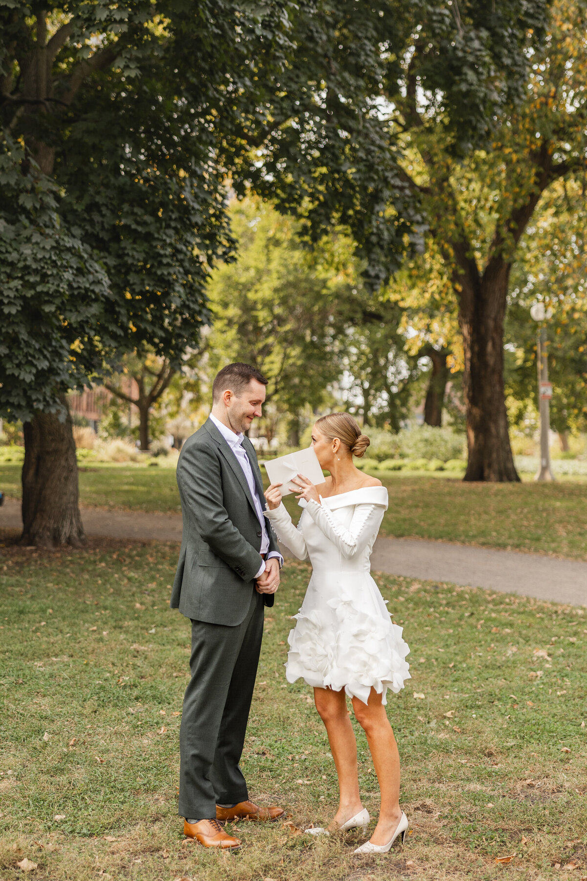 intimate-chicago-elopement-wedding-hoxton-hotel-photos-28