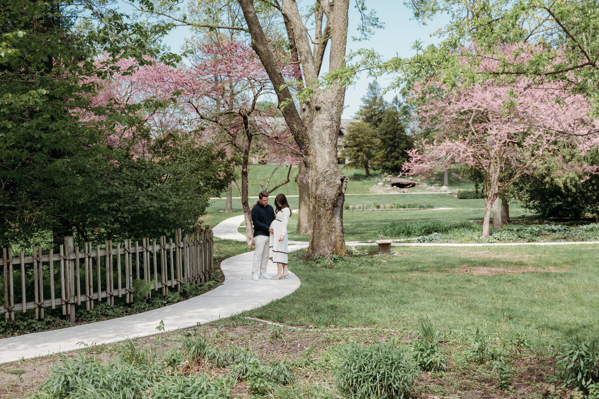 Whimsical maternity photos, Batavia, IL