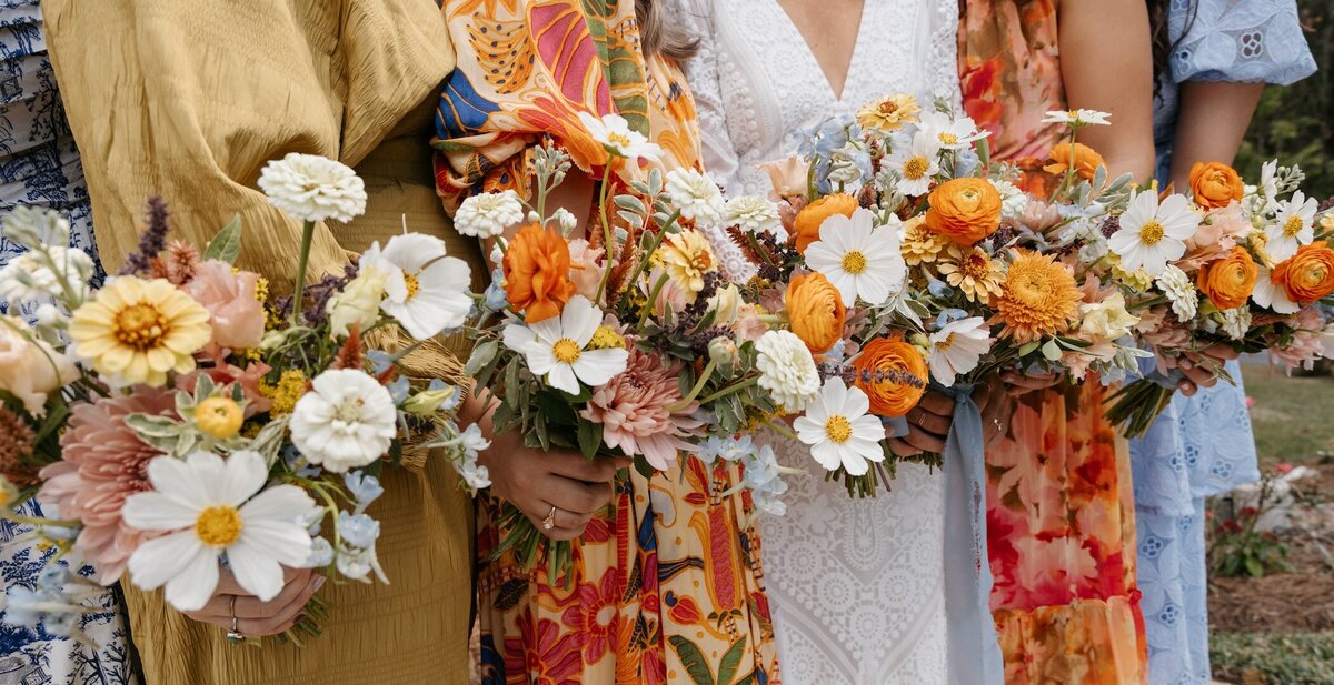 gainesville fl wedding bridesmaids with bouquets