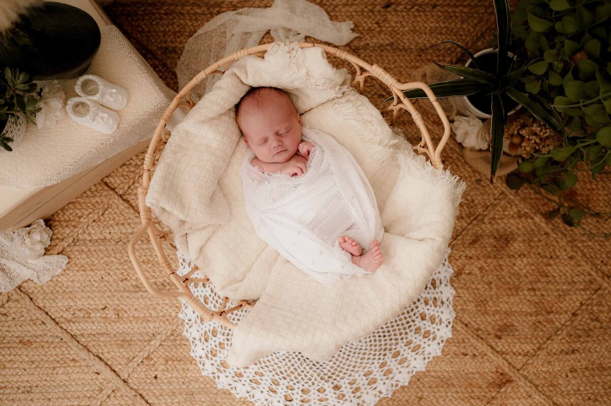 newborn-photoshoot-worcestershire-124