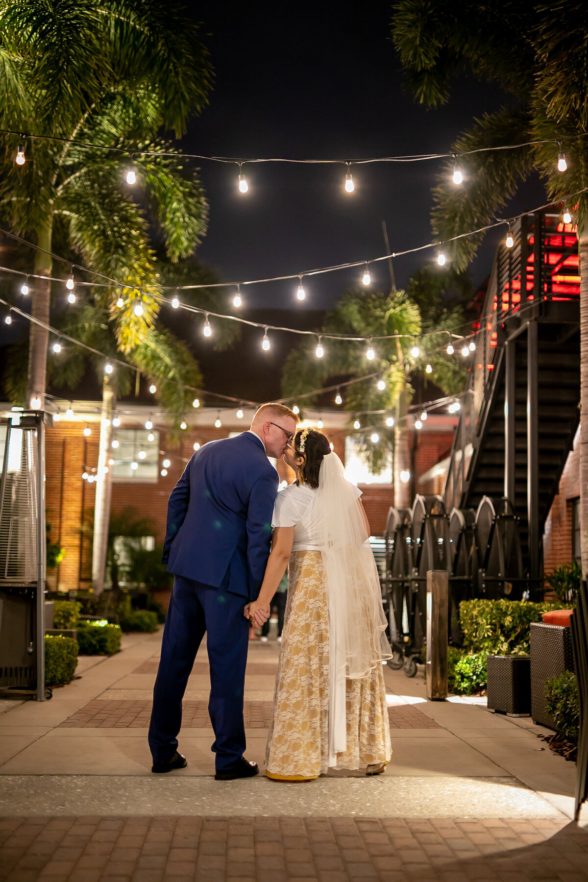 Foto-bohemia-photo-tampa-parks-florida-elopement-chantilly-chic-celebrations-17