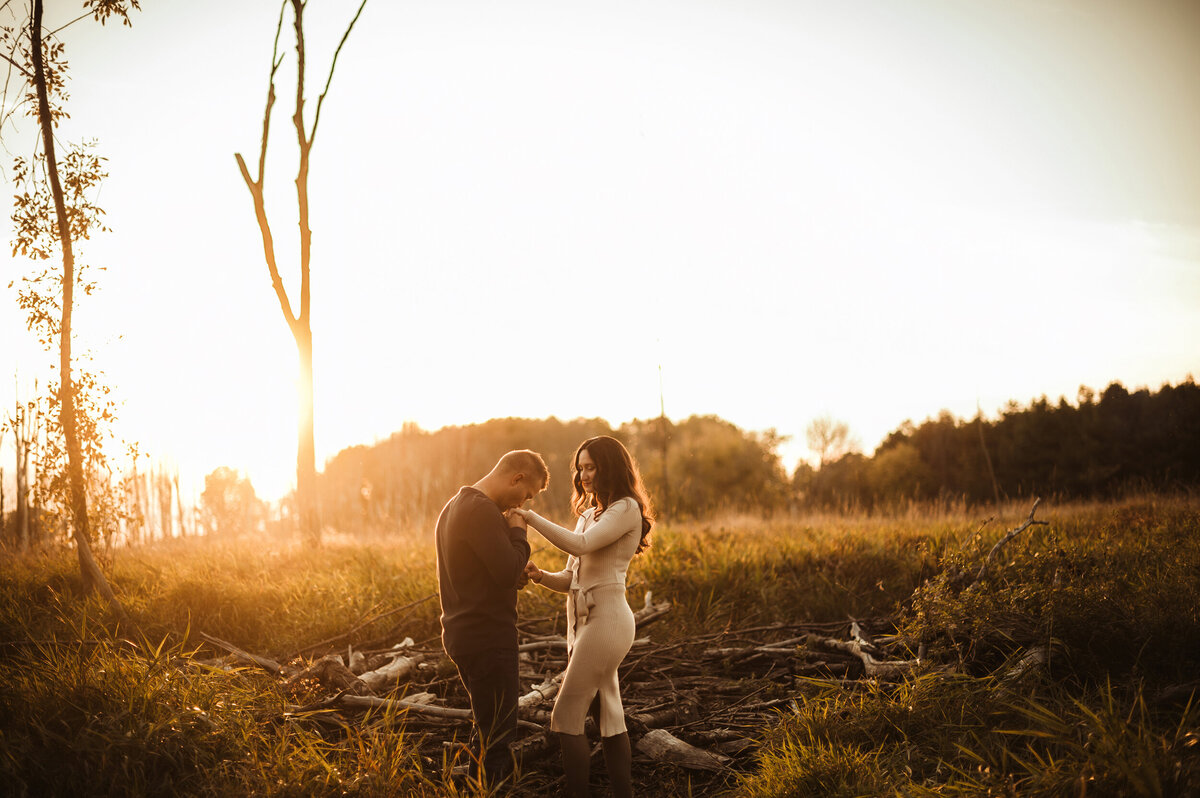 intimate Green Bay engagement session.