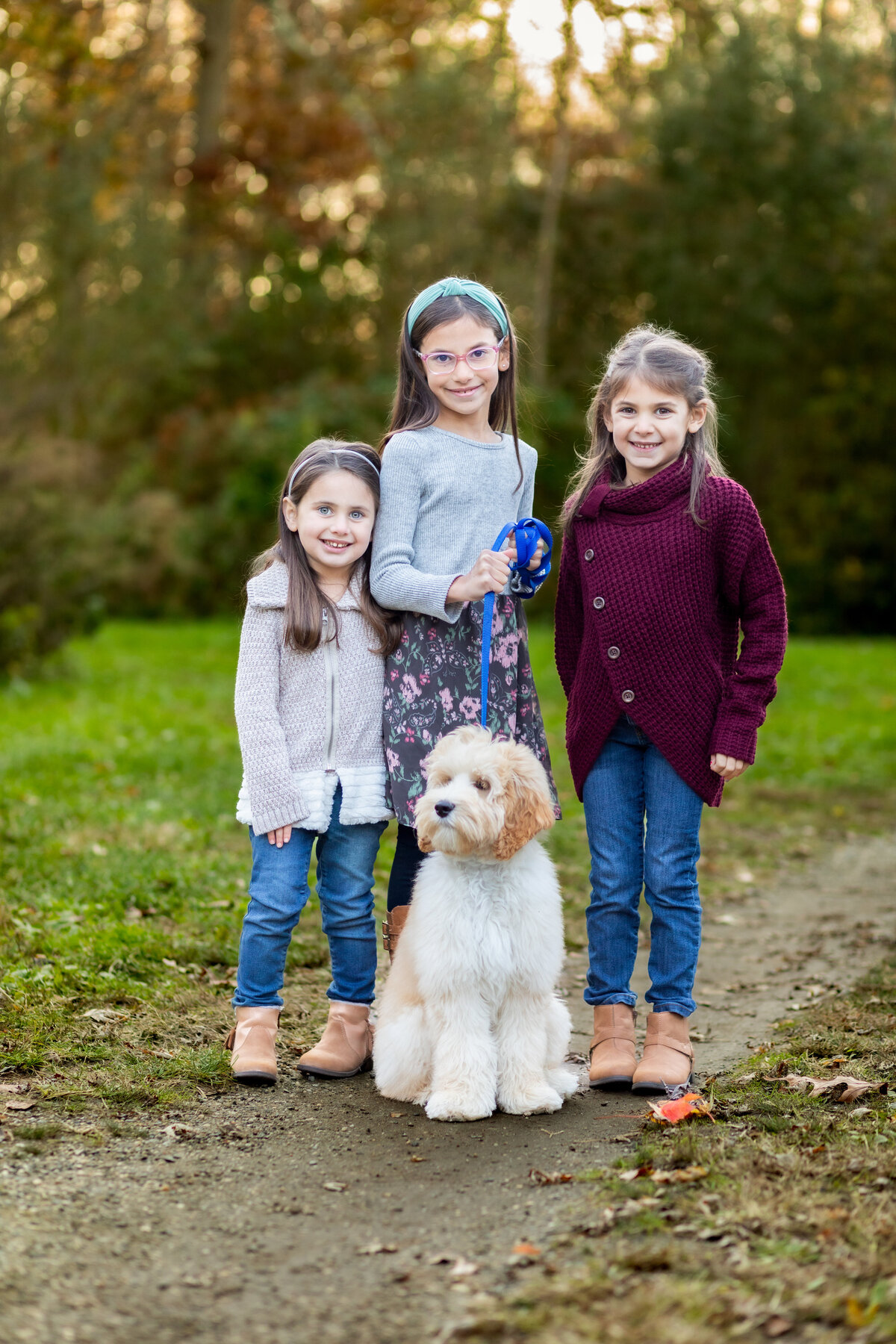 Sisters-dog-posing-Massapequa Preserve