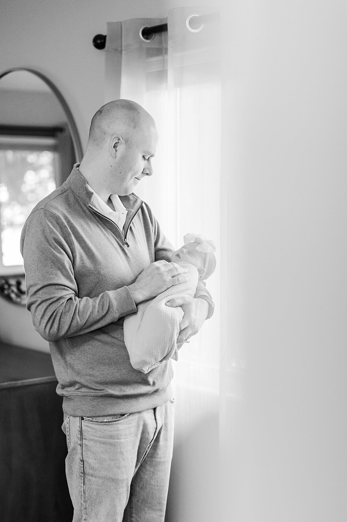 Newborn- Lifestyle-Photographer-WV-Wedding_0017