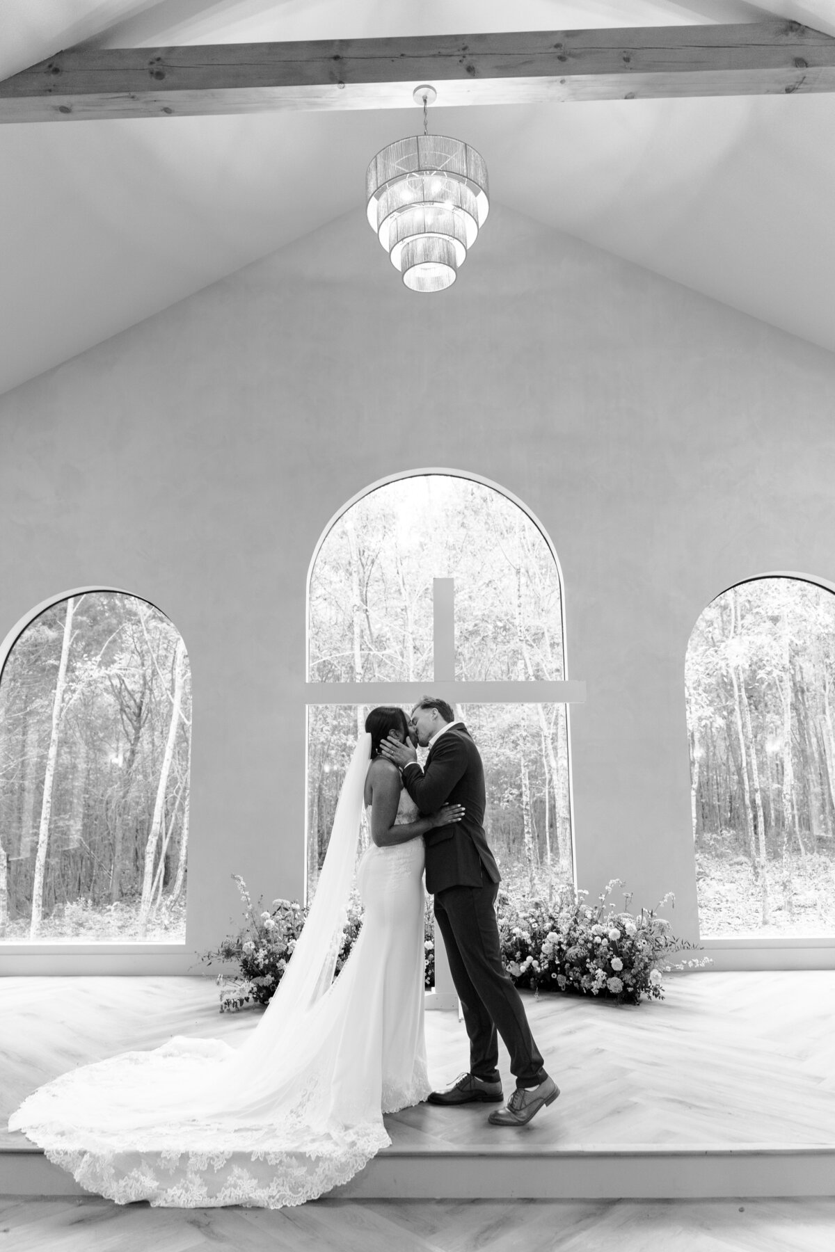 joey & alyse wedding photos - lizarrietaphotography-315