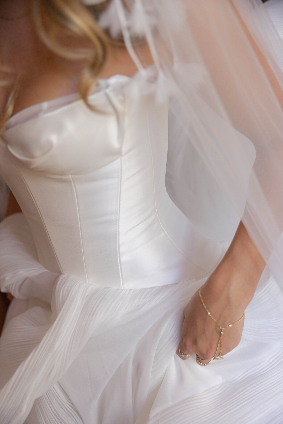 sarah_matthew_wedding_previews-53