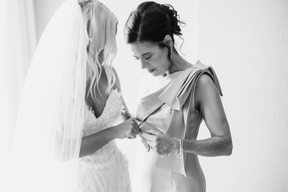 Cleveland Museum of Art Wedding Lindsey Ramdin Best Cleveland Wedding Photographer90