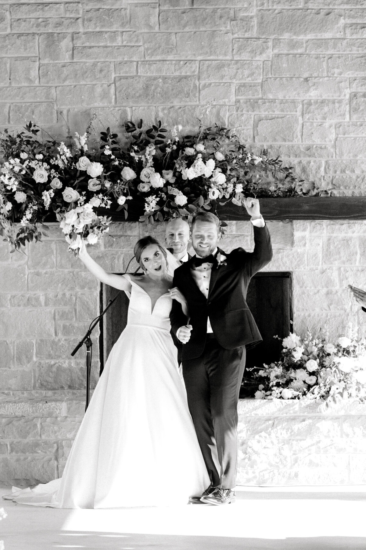Lexi Broughton & Garrett Greer Wedding at Dove Ridge Vineyards | Sami Kathryn Photography | Dallas Wedding Photography-124