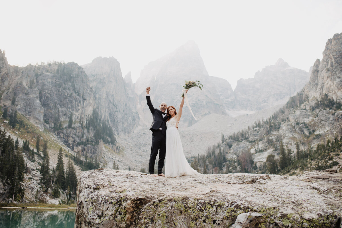 Jackson Hole photographers capture couple celebrating wedding