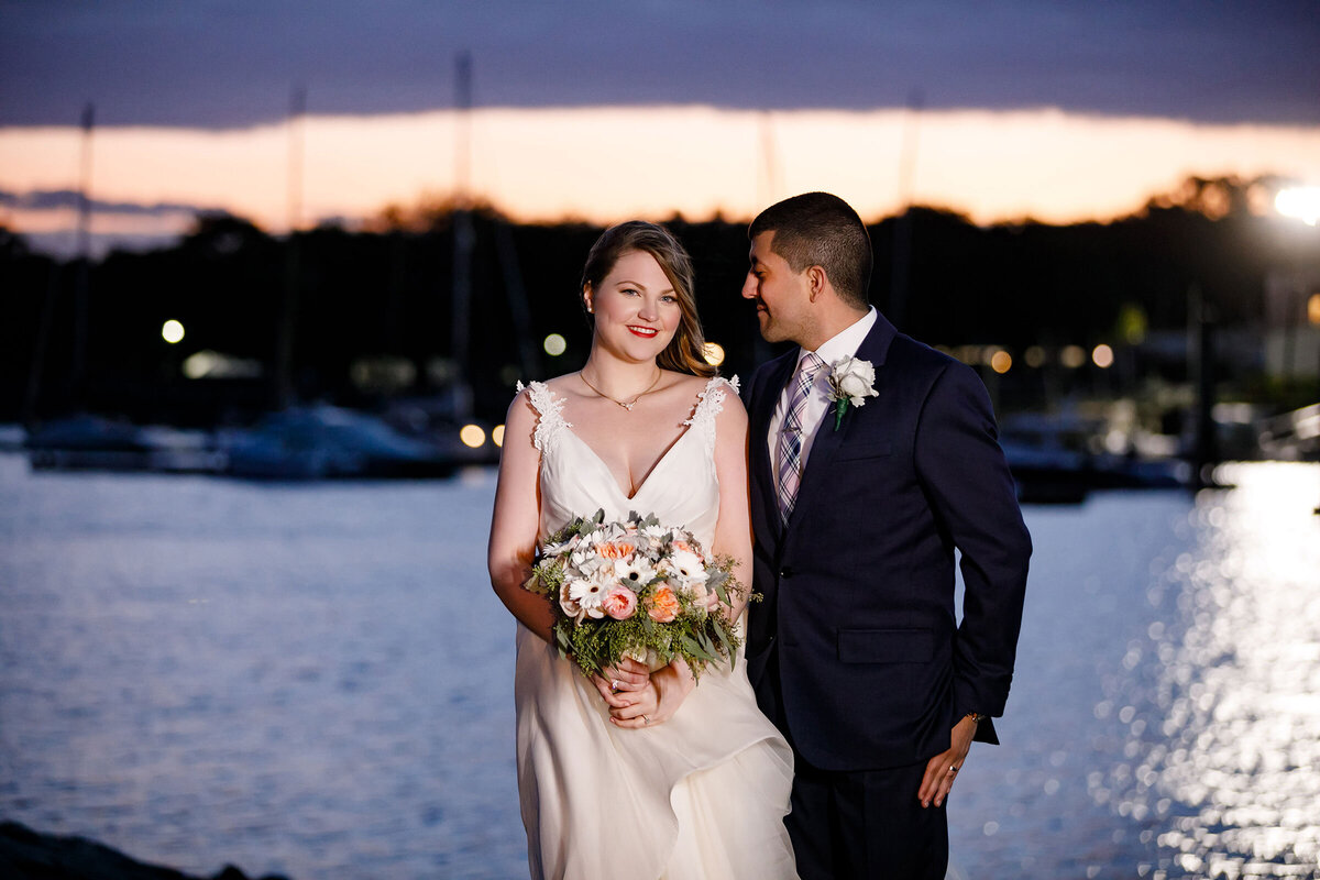 emma-cleary-new-york-nyc-wedding-photographer-videographer-wedding-venue-glen-island-harbor-club-3