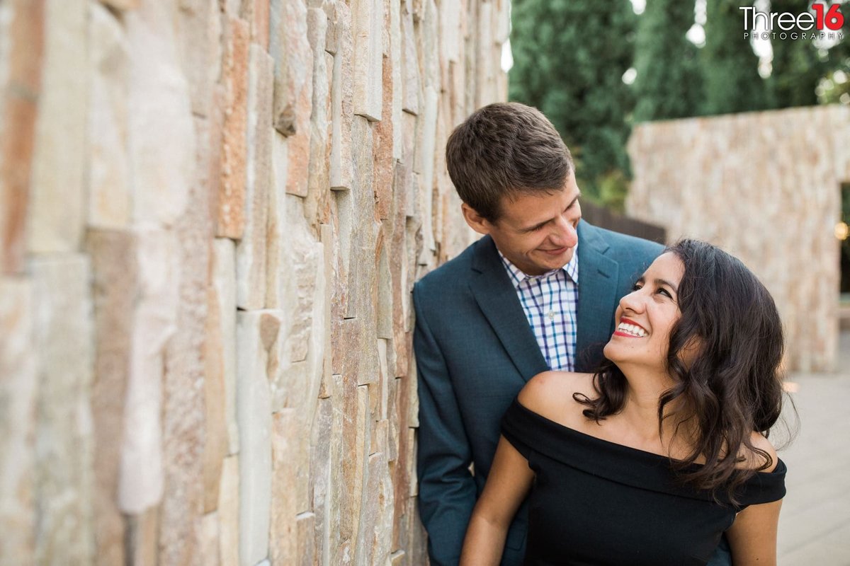 Sculpture Garden Engagement Photos Cerritos Los Angeles County Wedding Professional Photographer