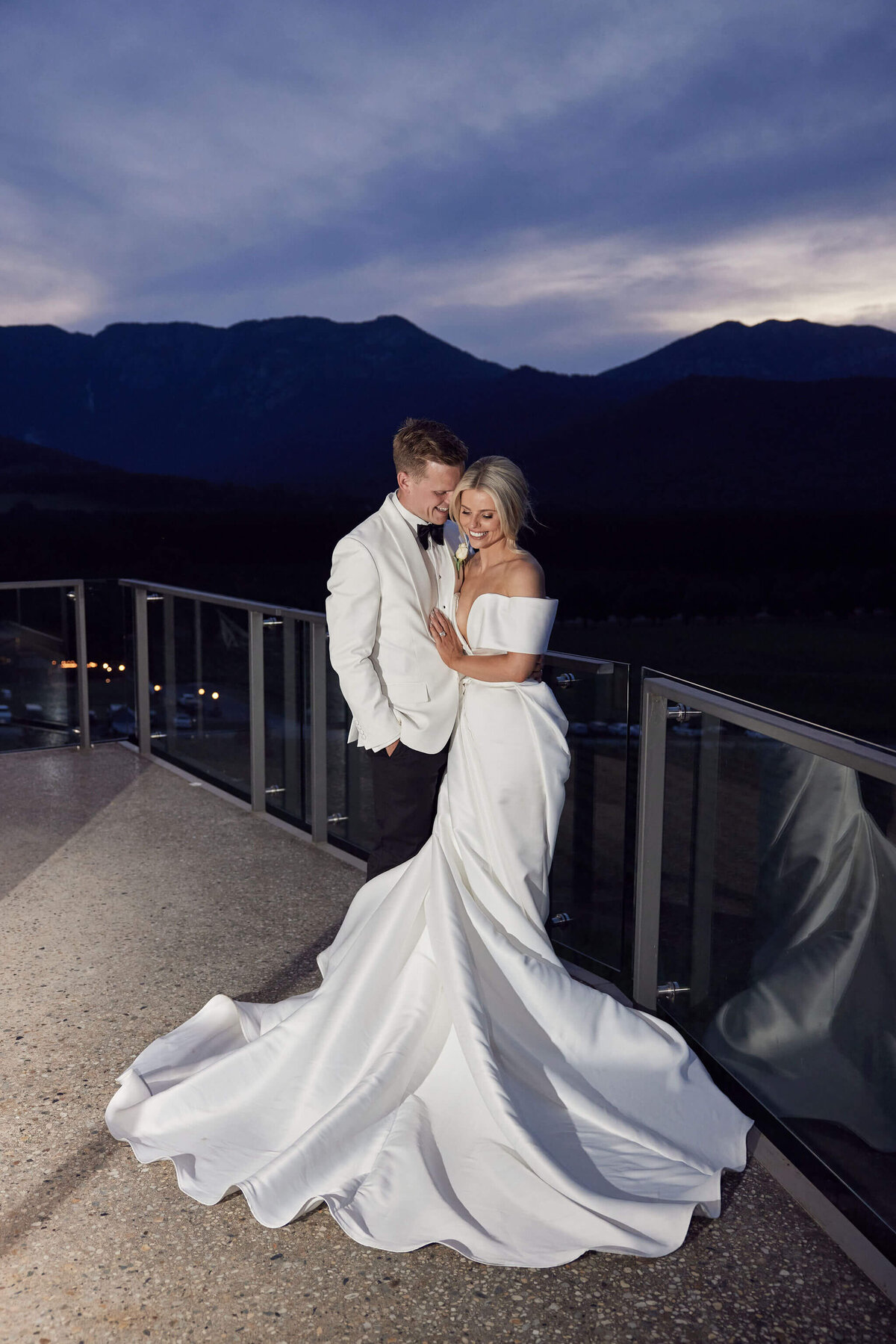 HR_EandG_Feathertop_LostinLovePhotography_wedding_122