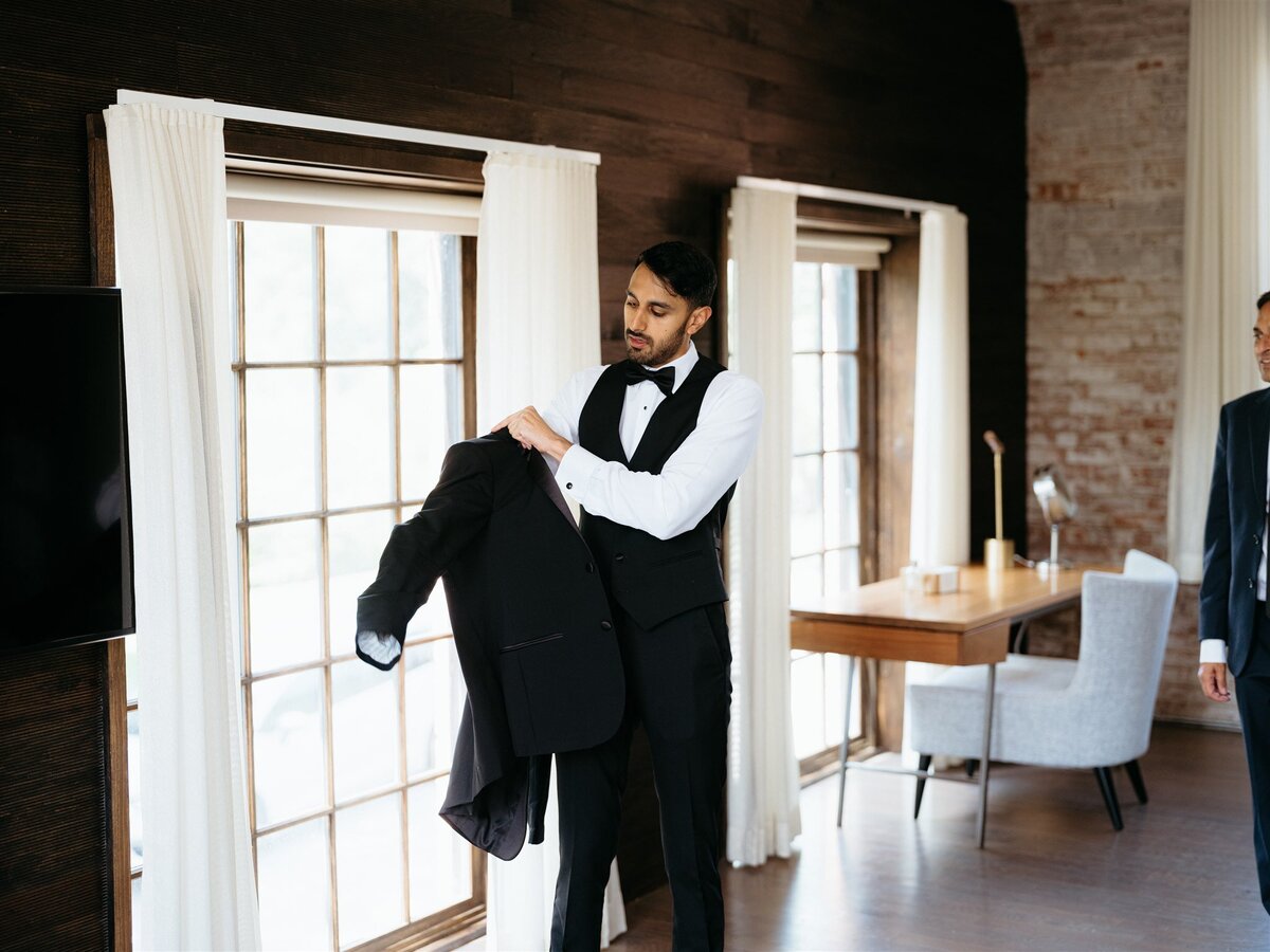 Suneet+Kirstie_Previews_0012