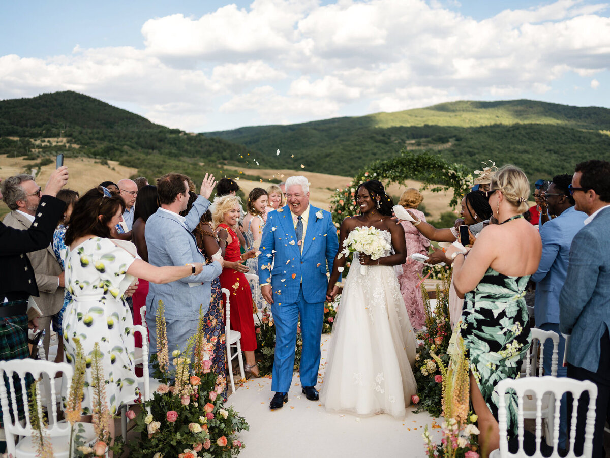 Tuscany-Podere-Tesoro-Wedding-58