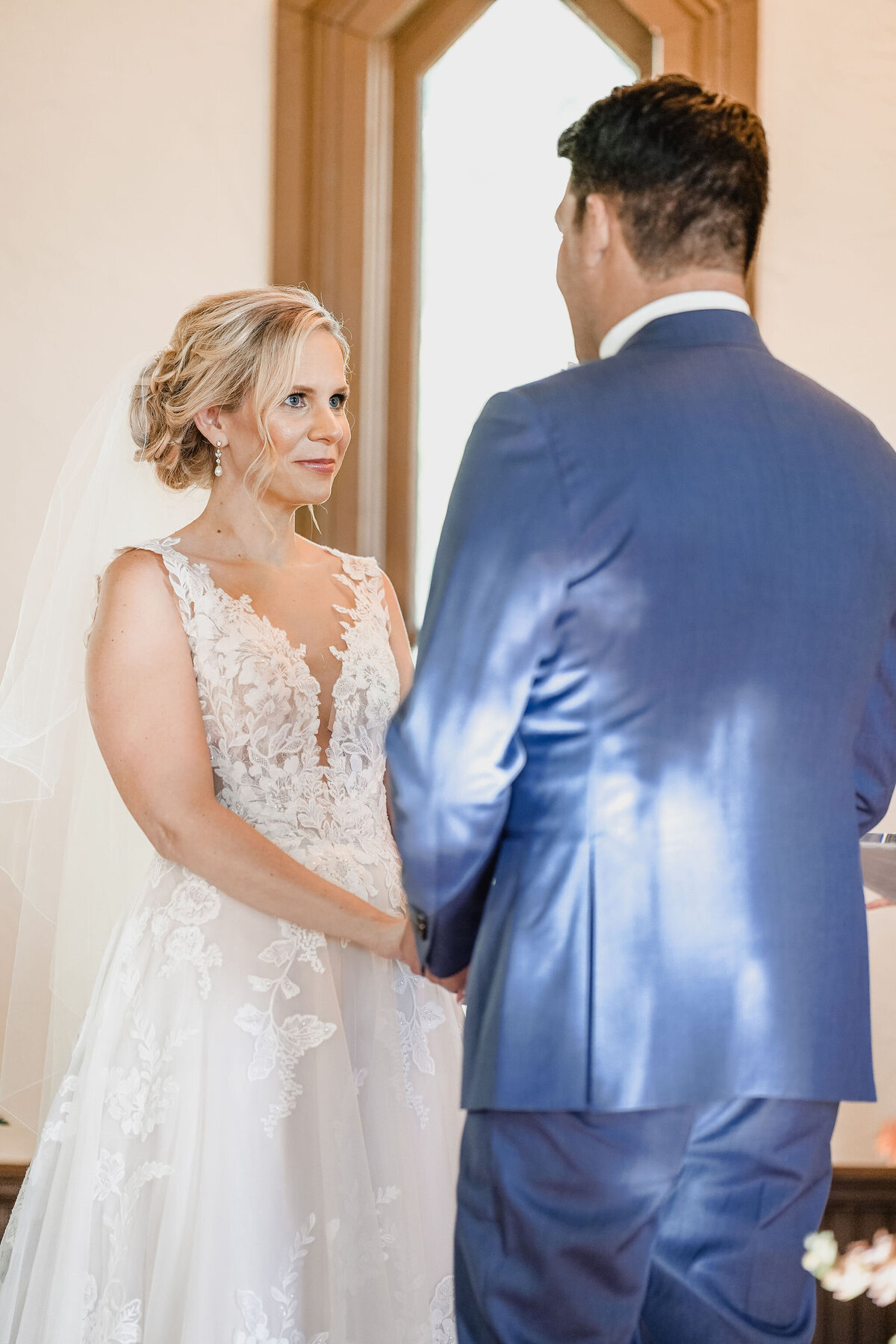 tara-tomlinson-chantilly-chic-elope-tampa-andrews-memorial-chapel-7