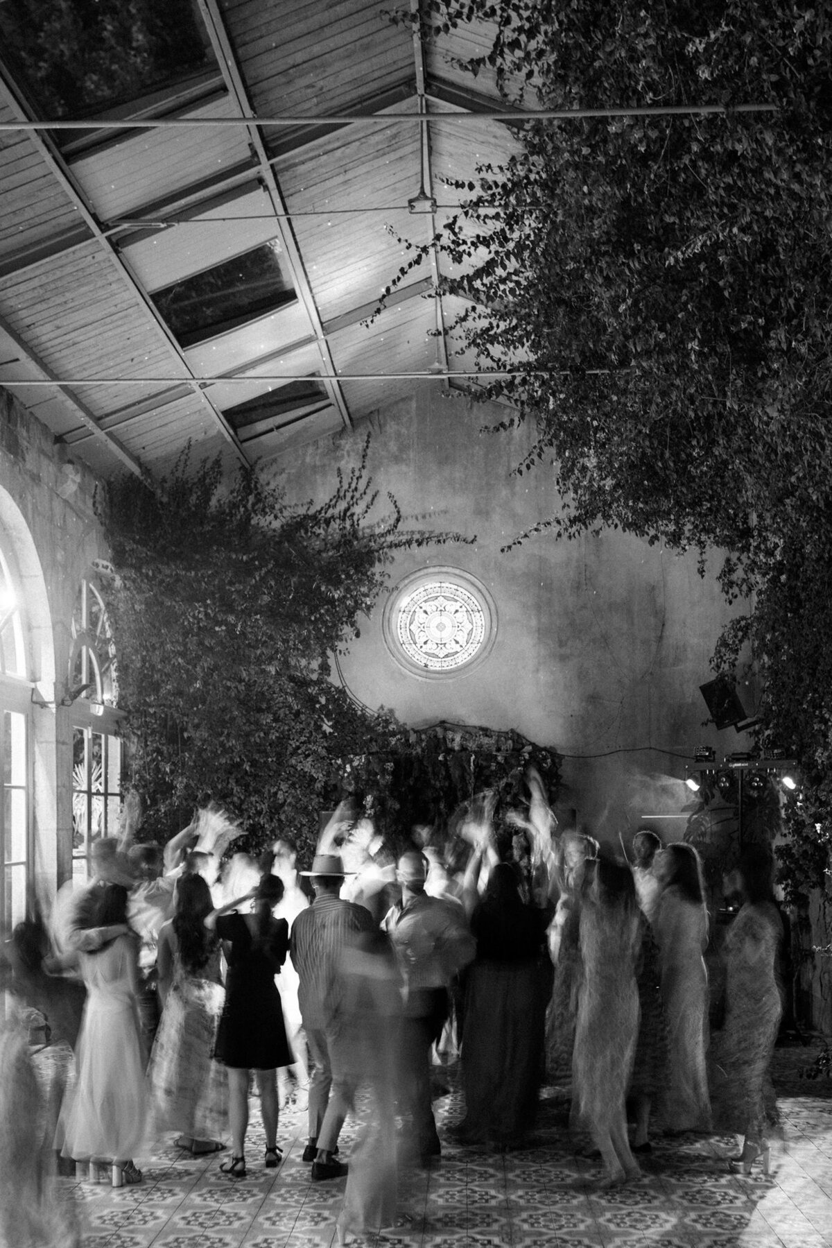 Maïlys Fortune Photography Husband Wife Wedding Weddings Photography France Switzerland Italy Timeless Dreamy Imagery Bilingual French English Destination Weddings Destination Wedding Provence French Riviera Paris Lake Como Tuscany141
