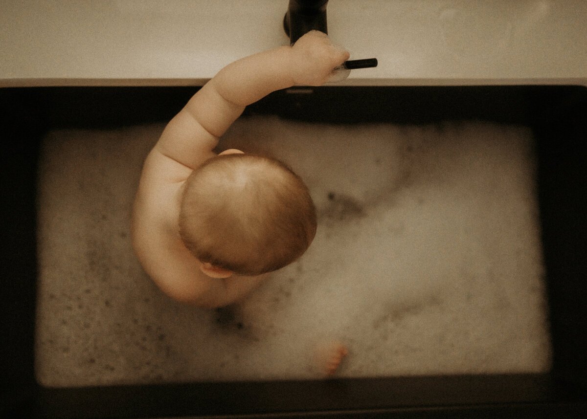 cincinnati-newborn-photographer-bath29