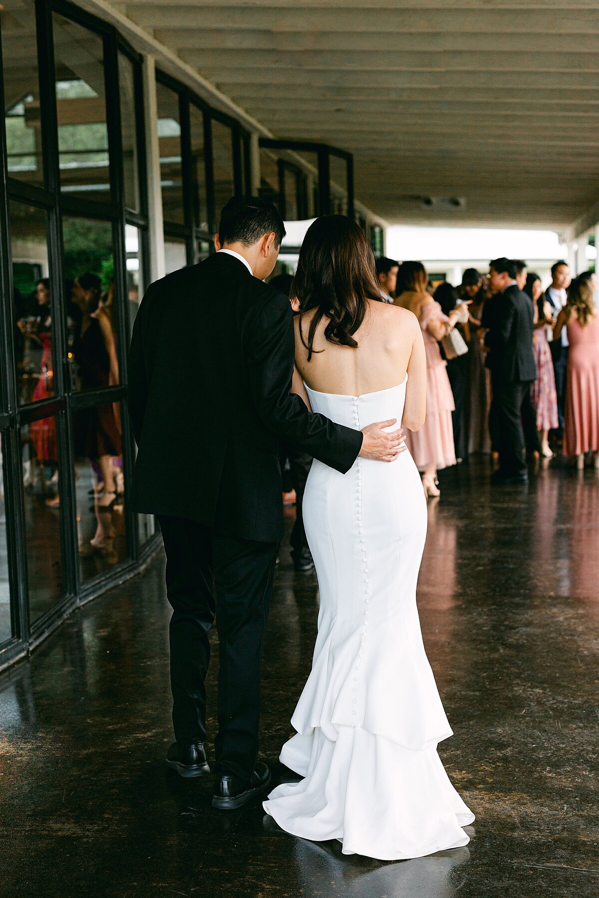 AlexisLunsfordElegantweddingfeaturedonStyleMePretty_0046