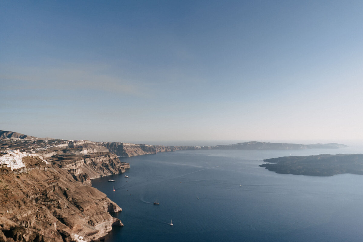 modern Minimalist for intimate wedding in santorini Greece