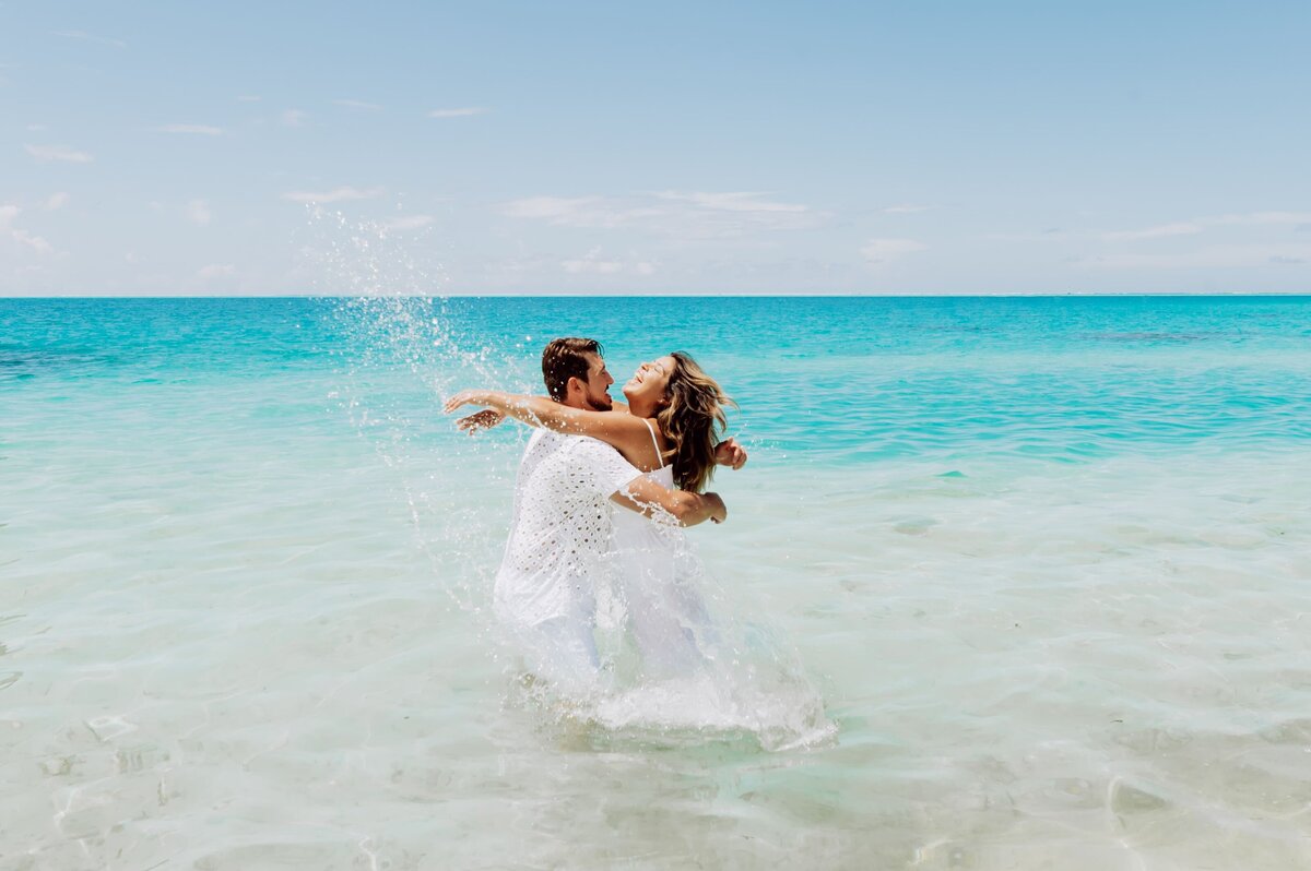 Erika & Cameron (Conrad) - Bora Bora Photo Studio-70