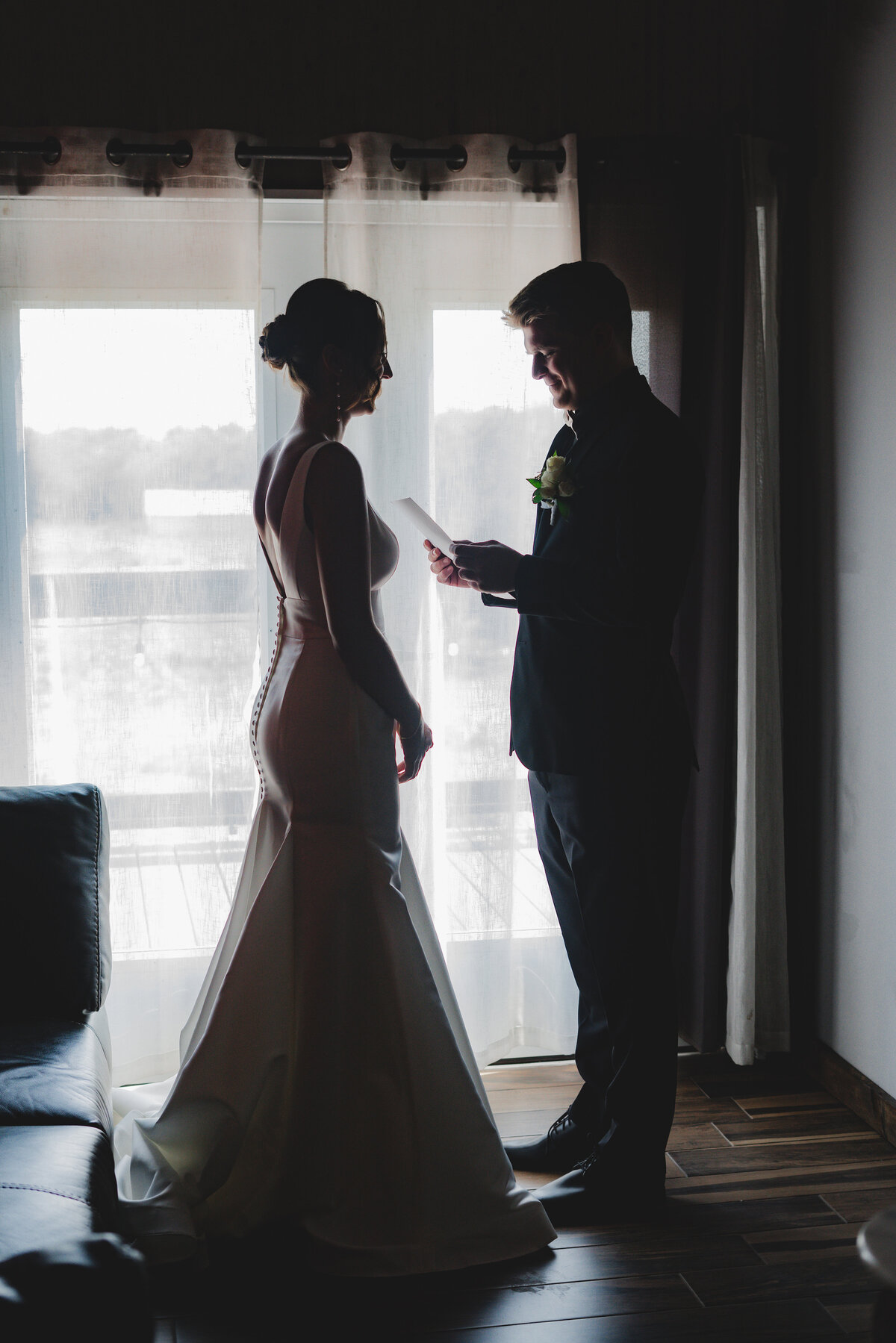 Cody&AlysaFirstLooks_NikkiAnnettePhotog-17