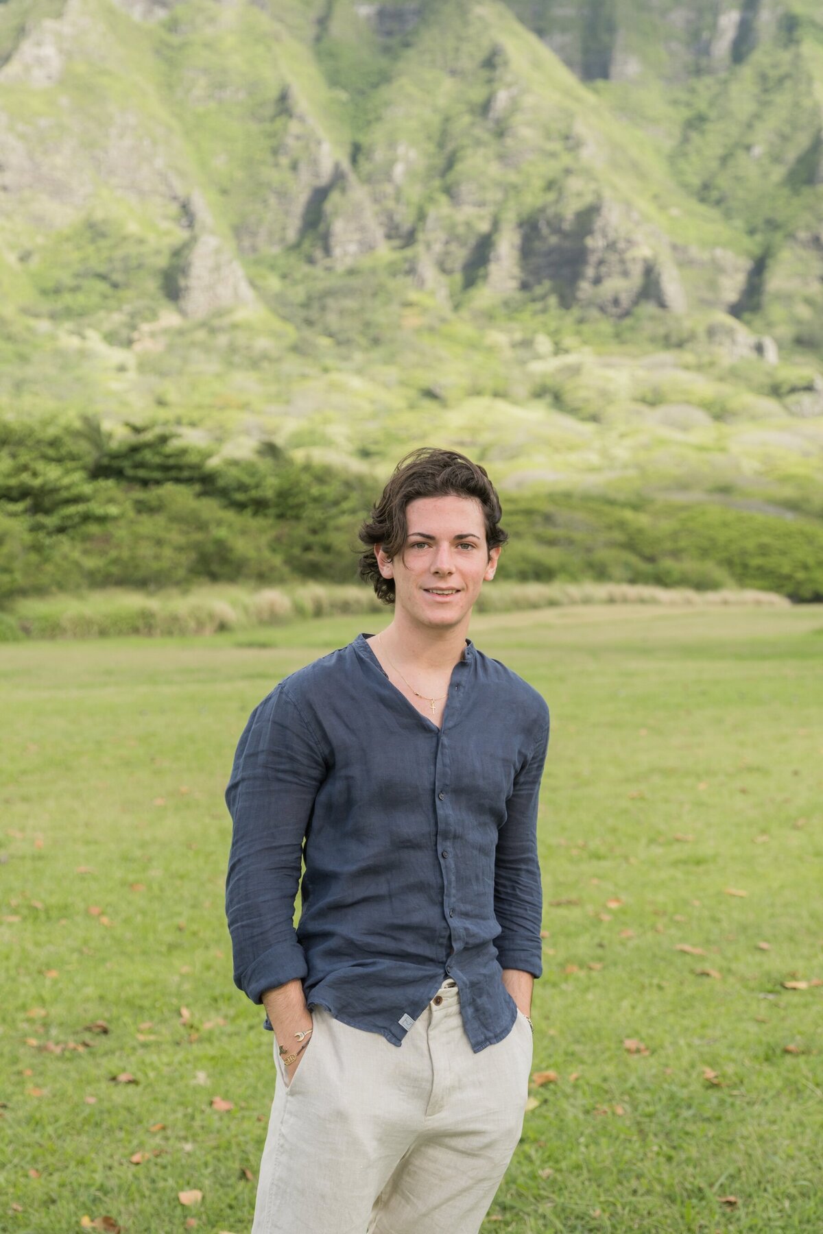 guys Oahu graduation photo shoot