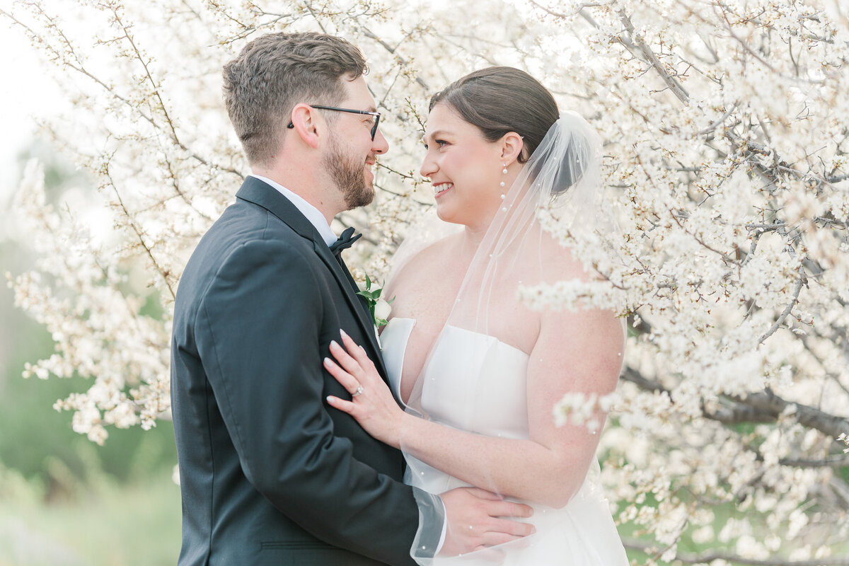 The Oaks at Plum Creek 321 Players Club Dr Castle Rock CO Wedding Venue Elena Spraguer Photography 0030