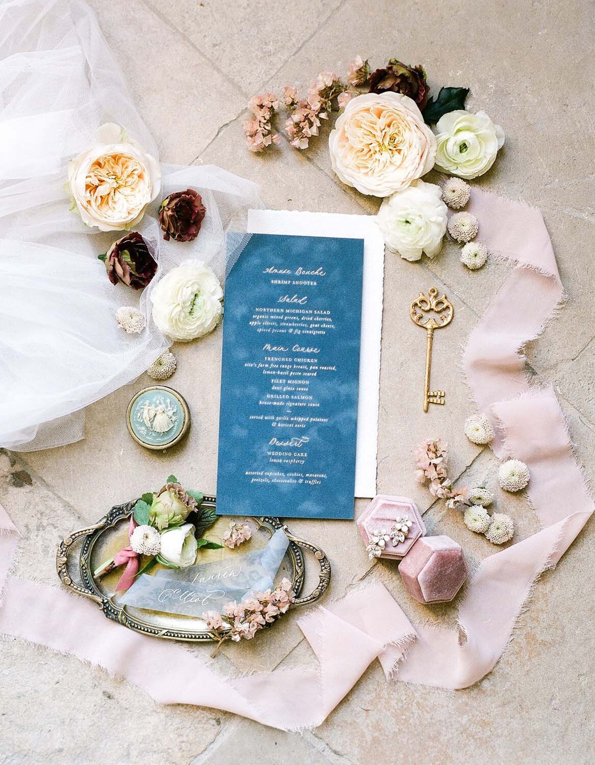 blue velvet wedding stationary tomantic flatlay